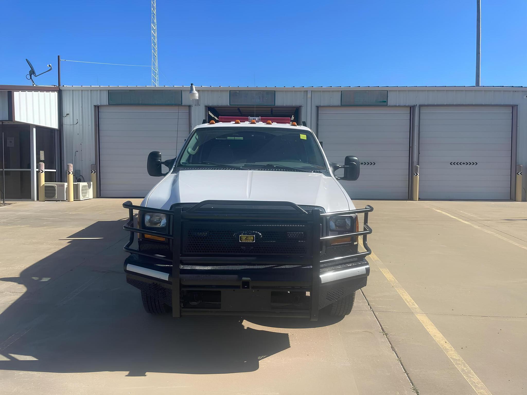 2006 Ford F-350 4x4 Brush Truck - image 2