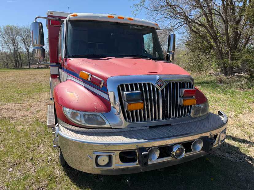 2003 Road Rescue International Type I Ambulance — photo 7