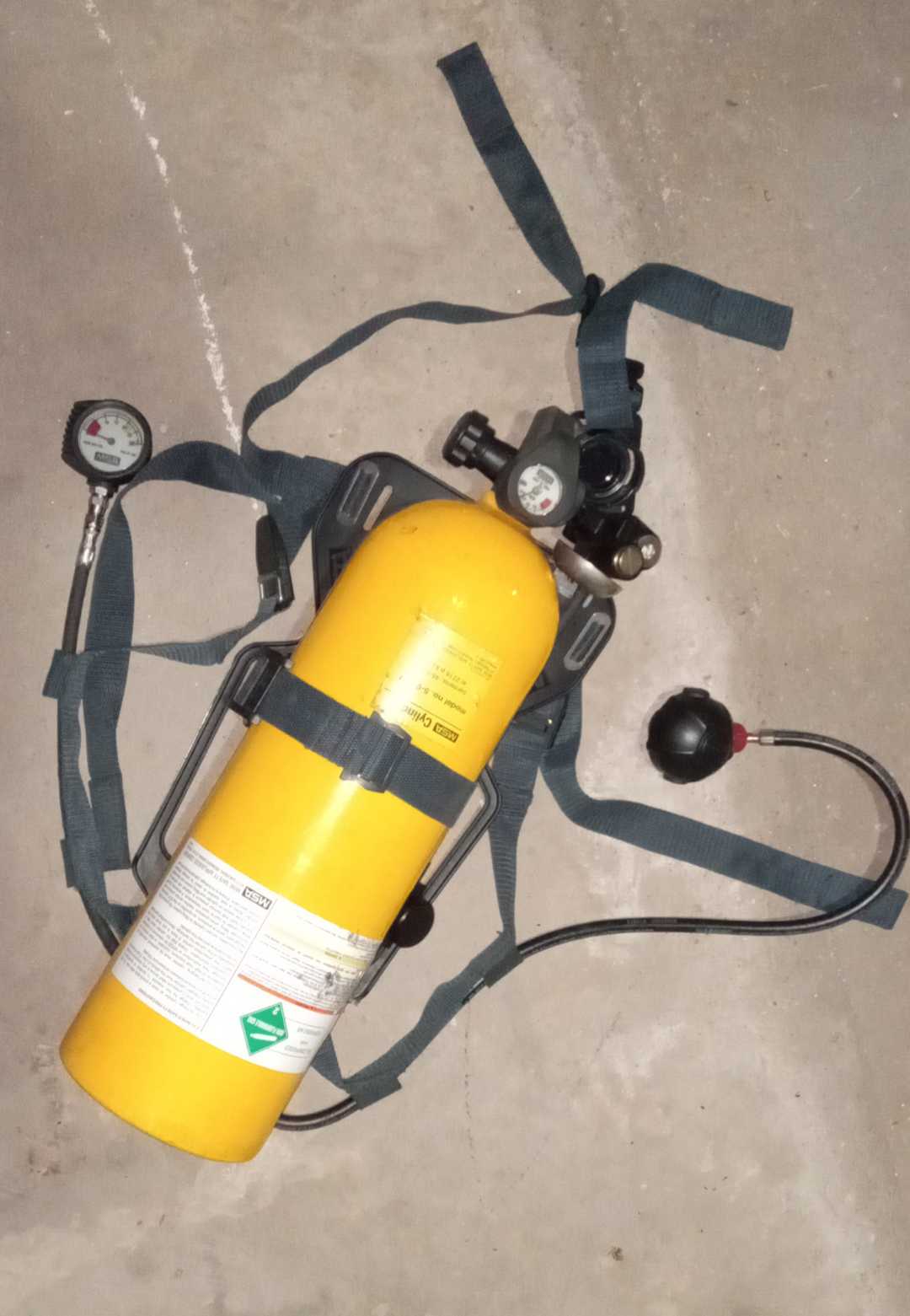 MSA AIRHAWK 2 SCBA SYSTEM