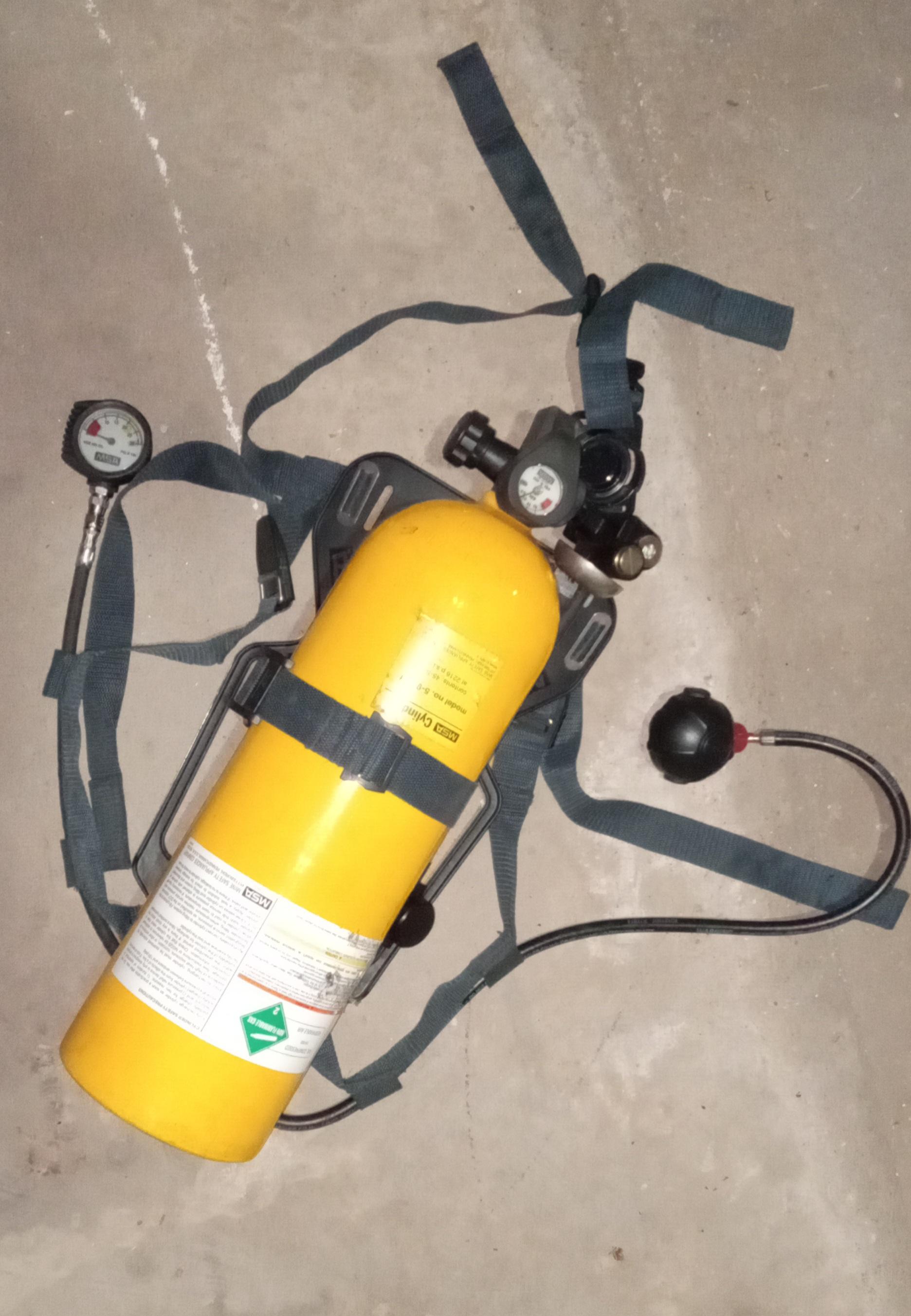 MSA AIRHAWK 2 SCBA SYSTEM - image 1