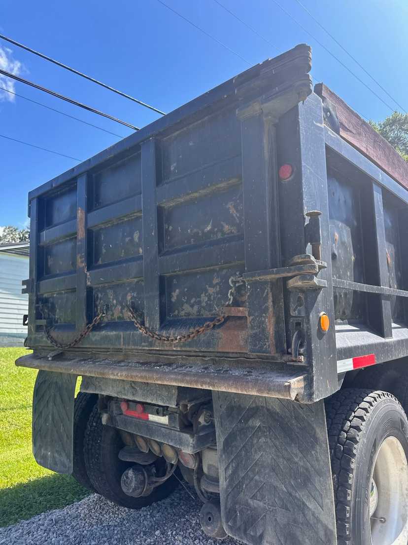 1991 Kenworth T800 Dump Truck — photo 4