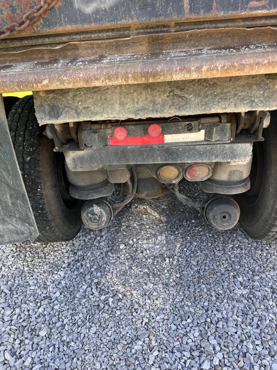1991 Kenworth T800 Dump Truck - image 17