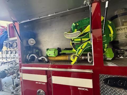 1992 E-One International Pumper - image 21