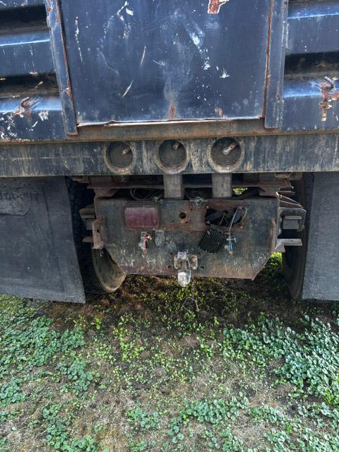 2003 International 7400 Dump Truck - image 5