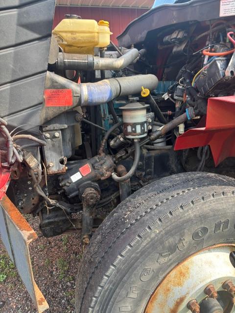 2003 International 7400 Dump Truck - image 10