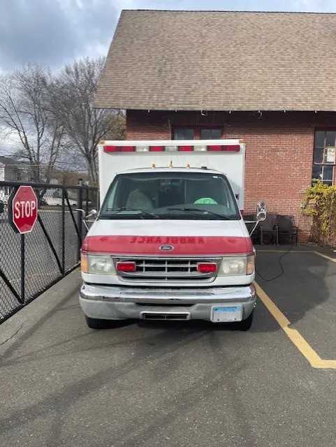 2000 Ford Ambulance