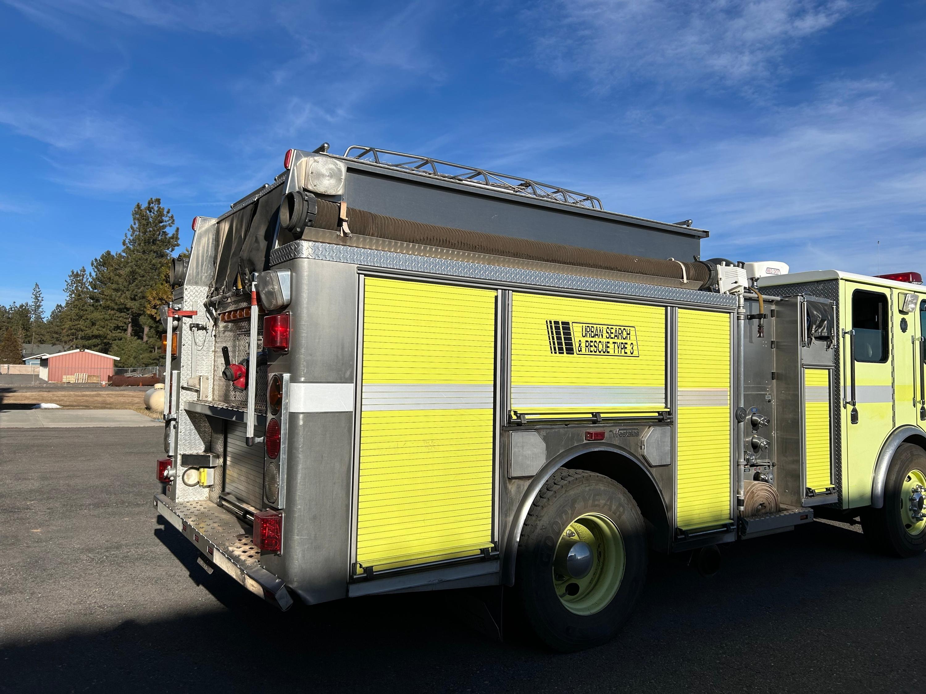 1999 HME Pumper - image 2