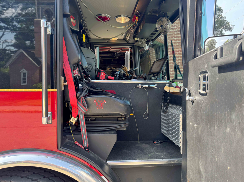 2001 Central States HME Pumper — photo 4