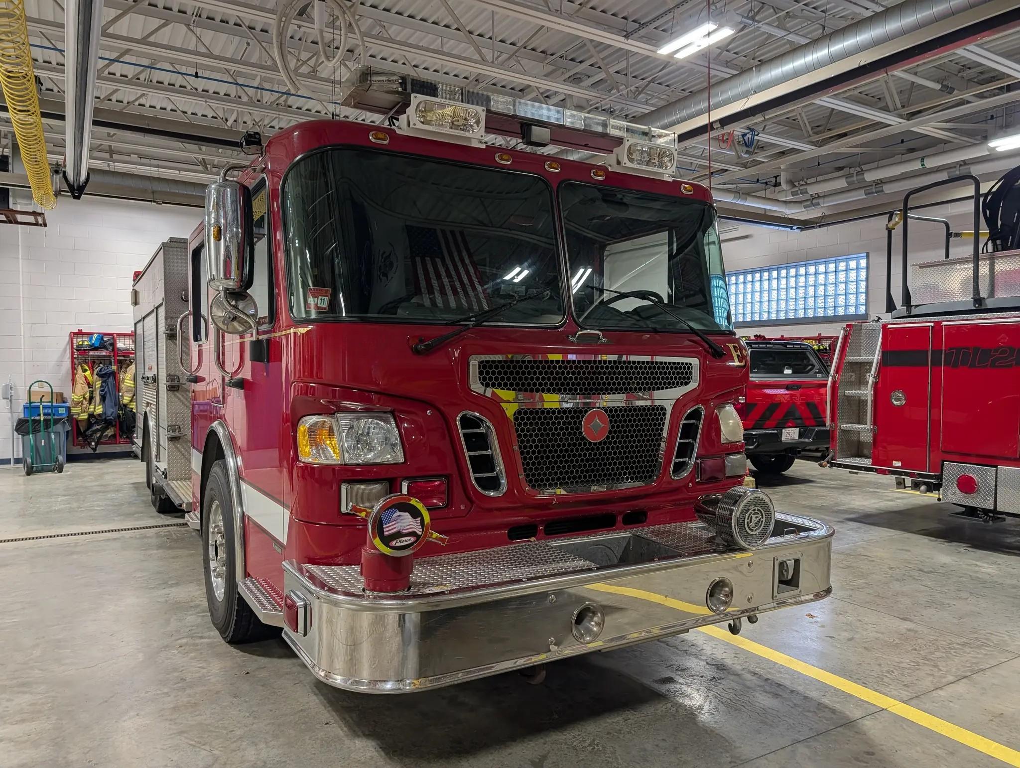2006 Crimson Spartan Pumper - image 2