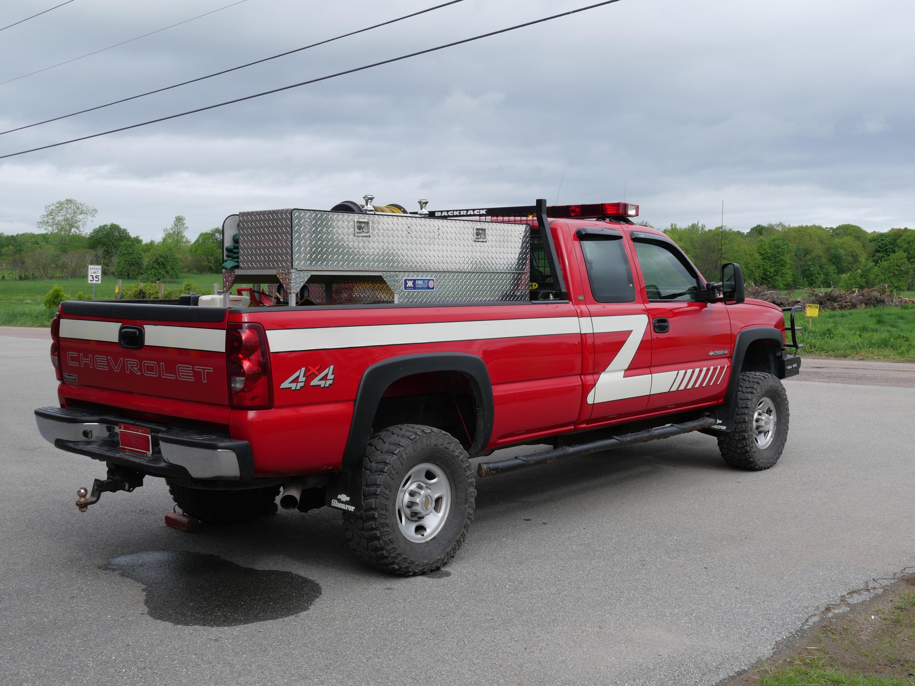 2003 4x4 Chevy Silverado Brush Truck with Skid Unit - image 5