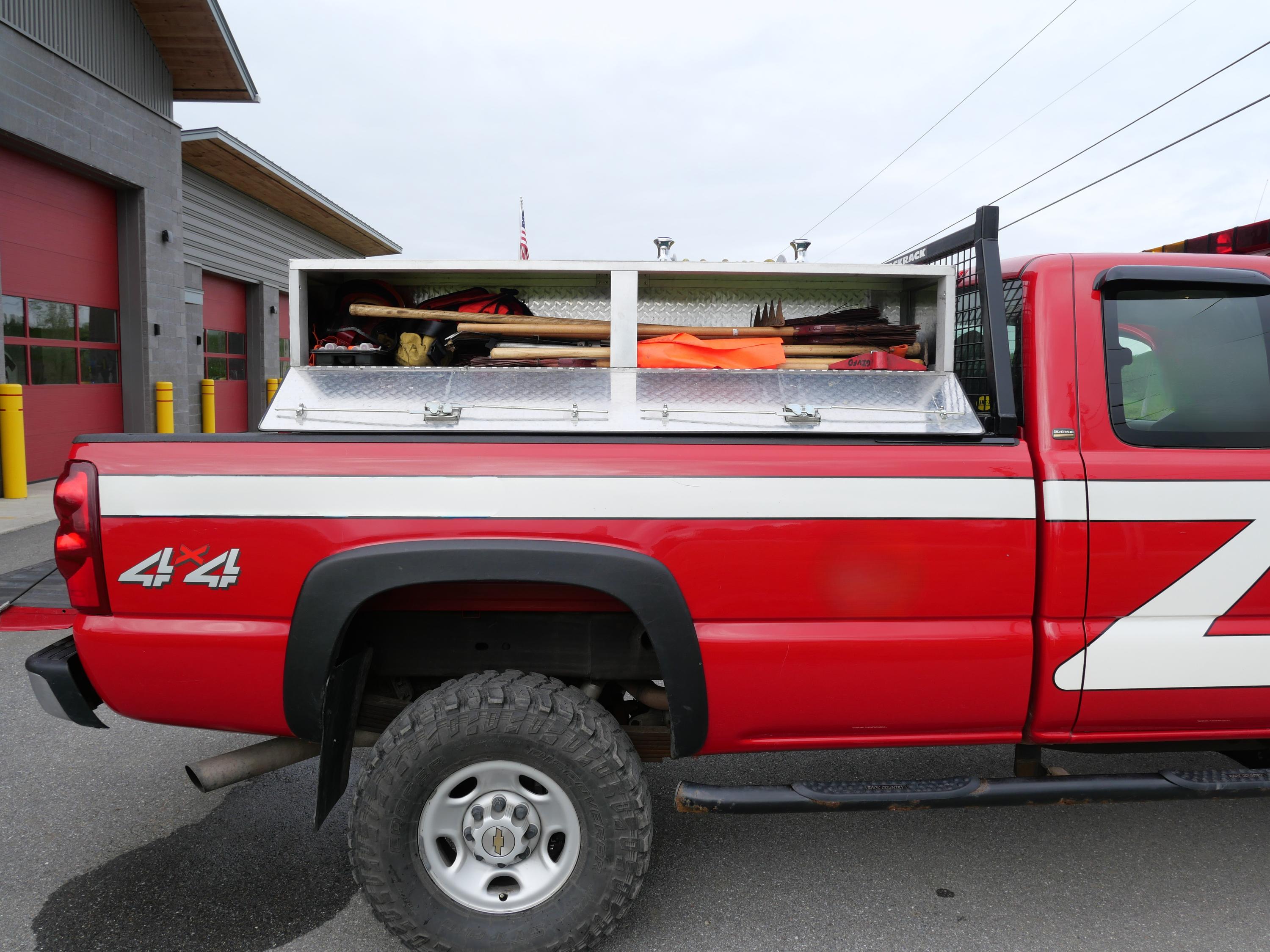 2003 4x4 Chevy Silverado Brush Truck with Skid Unit - image 10