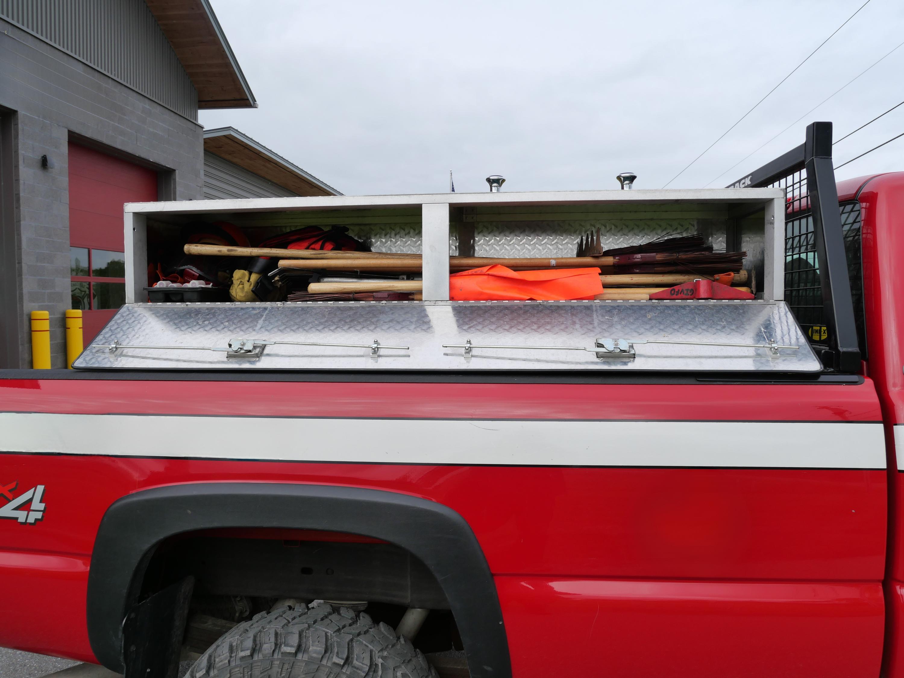 2003 4x4 Chevy Silverado Brush Truck with Skid Unit - image 11