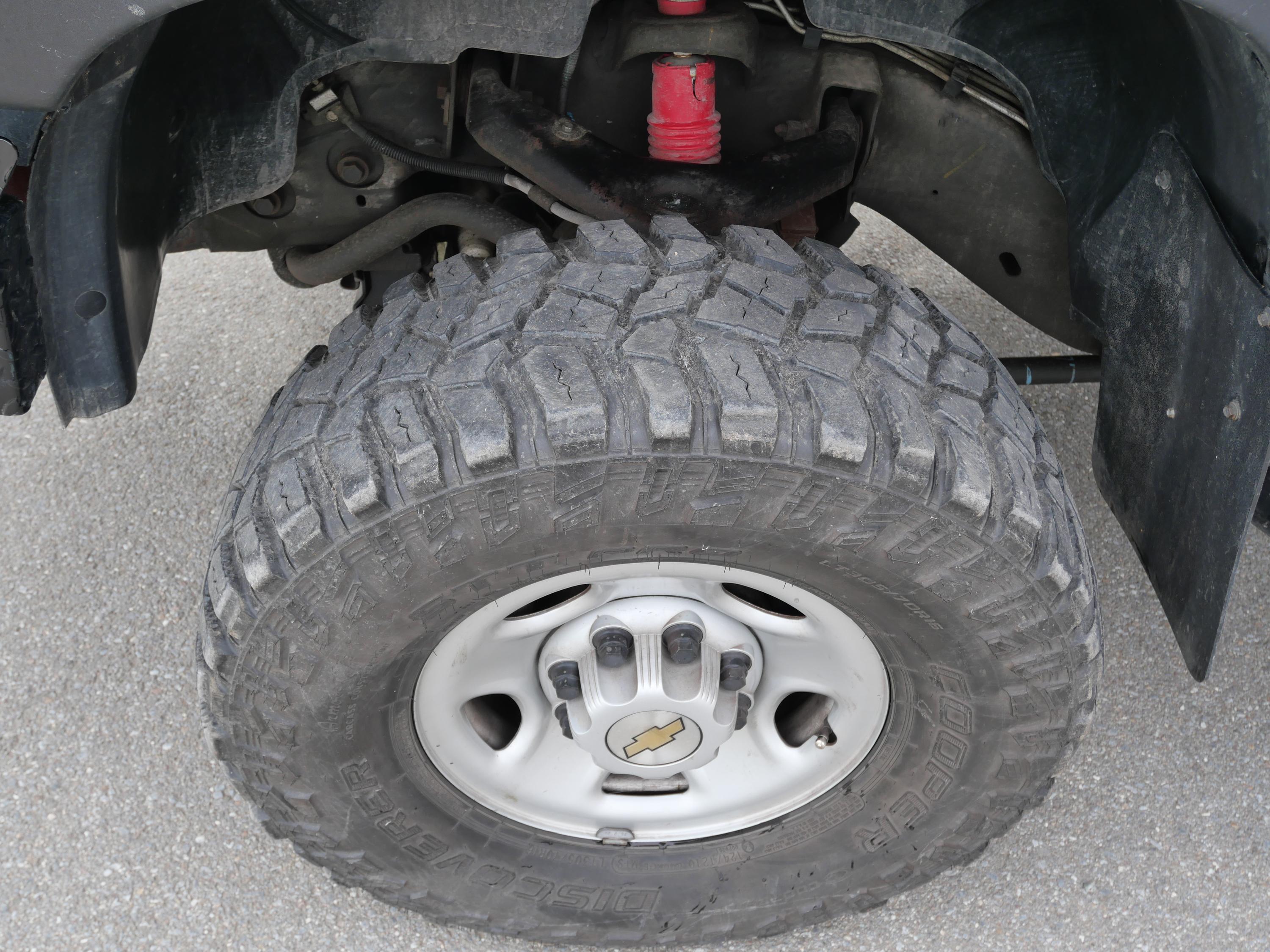 2003 4x4 Chevy Silverado Brush Truck with Skid Unit - image 15