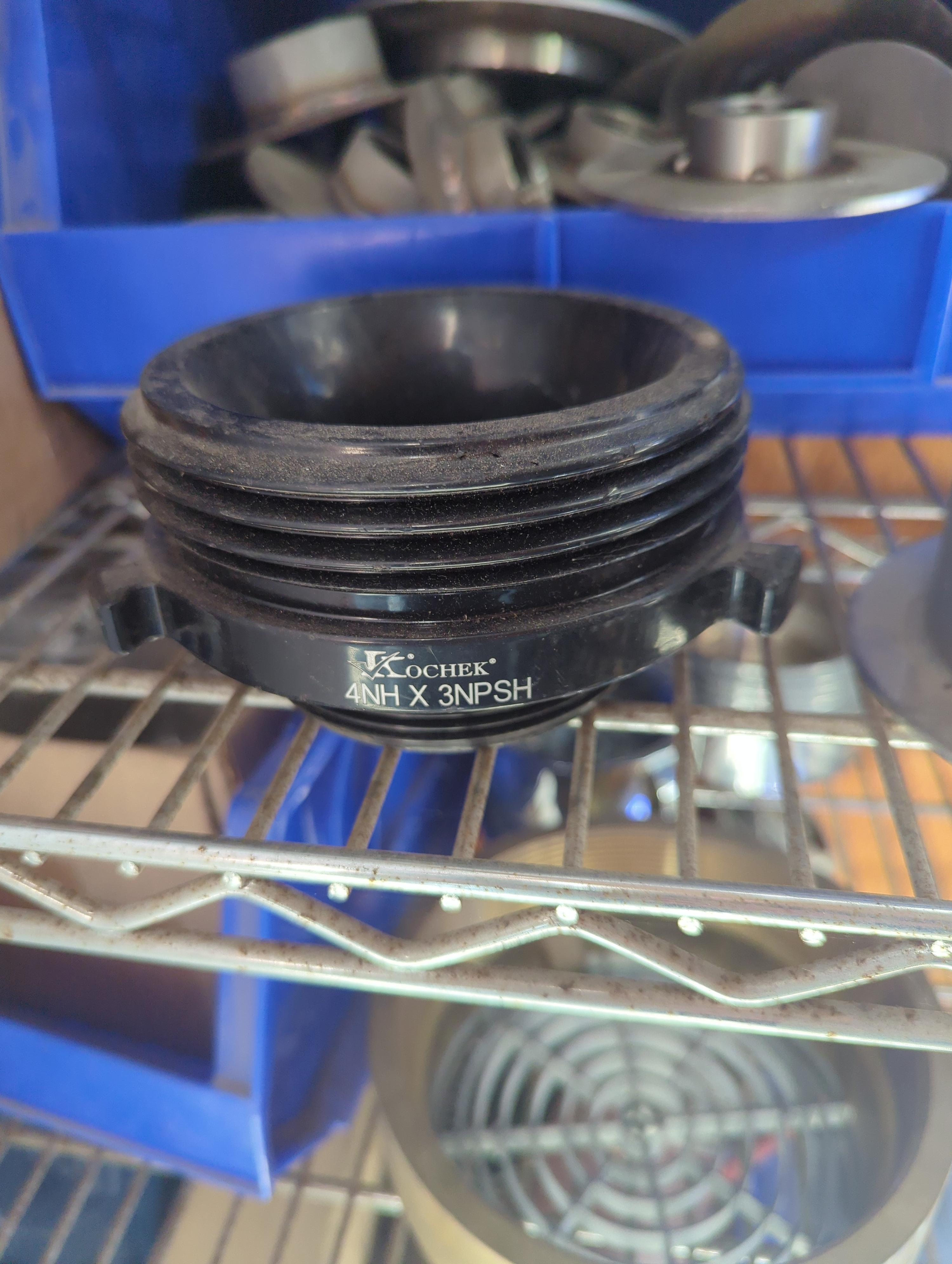 4" NH x 3" NPSH fitting - image 1