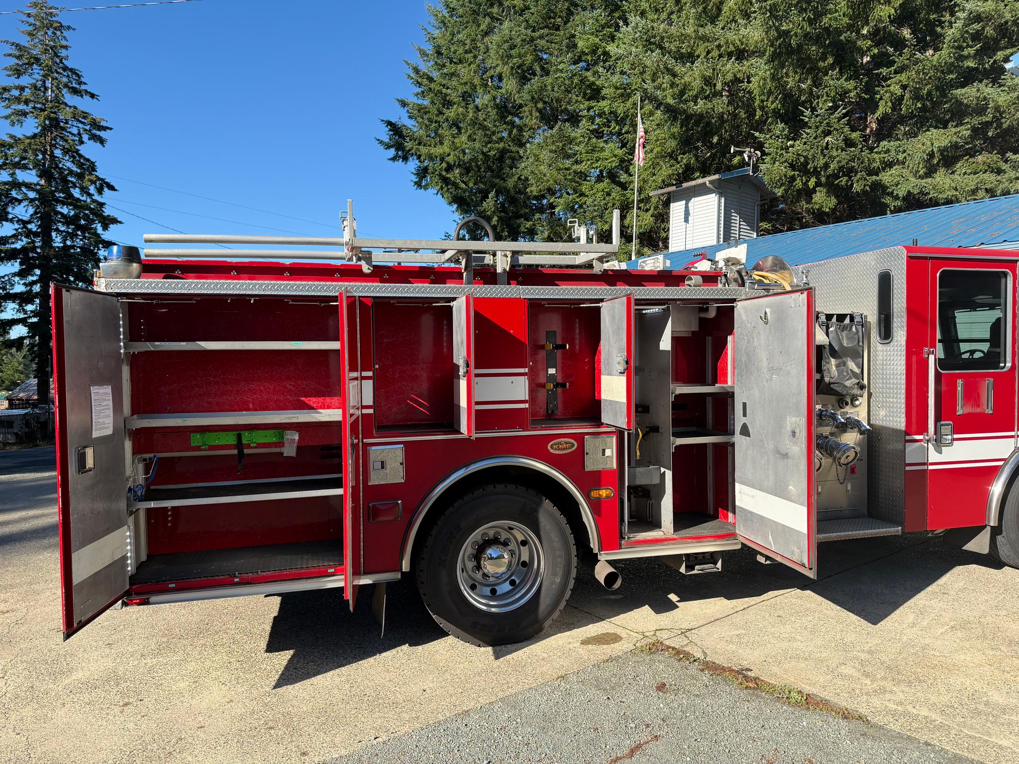 2008 KME Kenworth Pumper - image 5