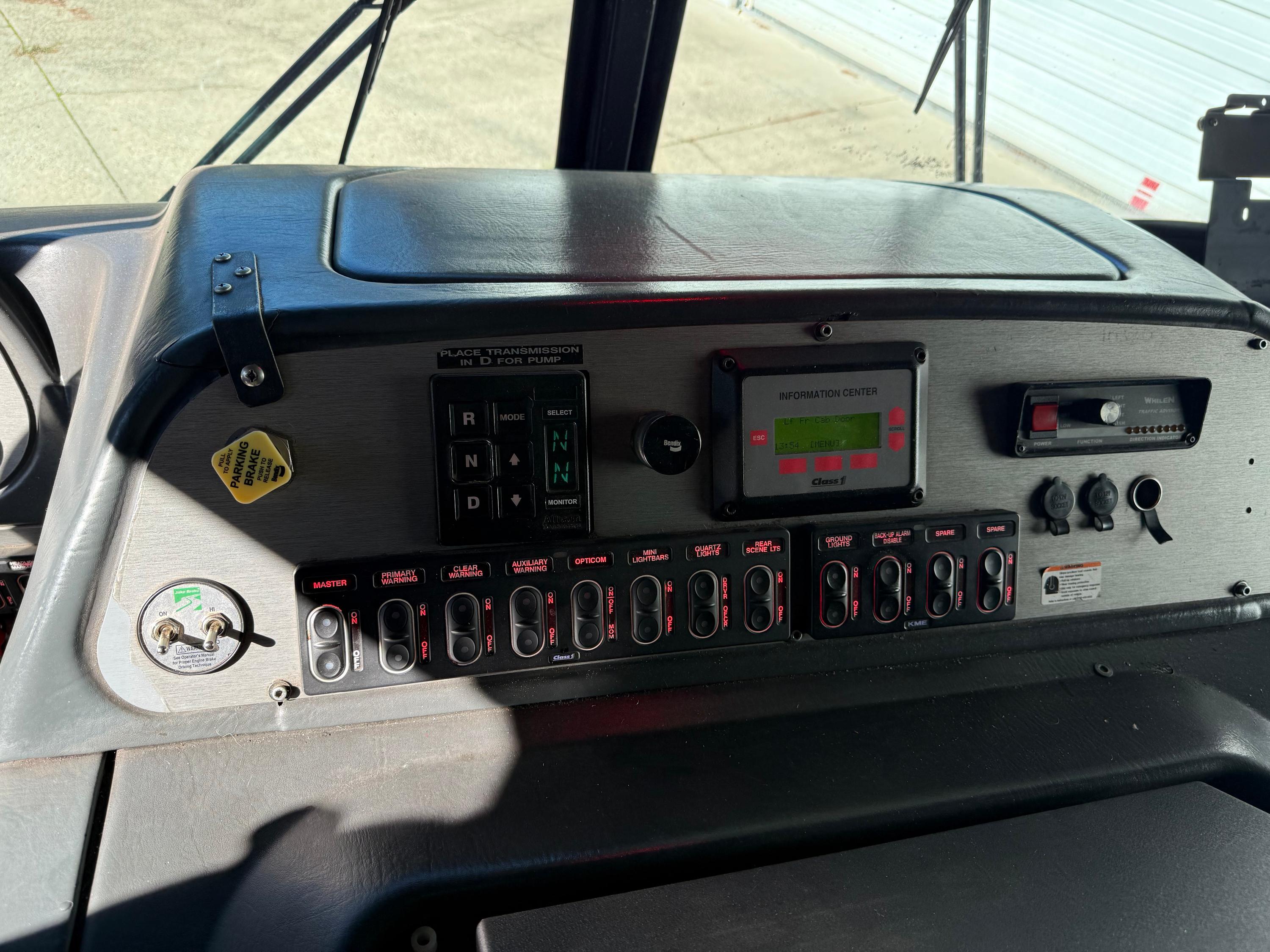 2008 KME Kenworth Pumper - image 12