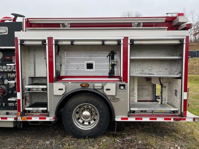 2014 Rosenbauer Commander Pumper - image 6