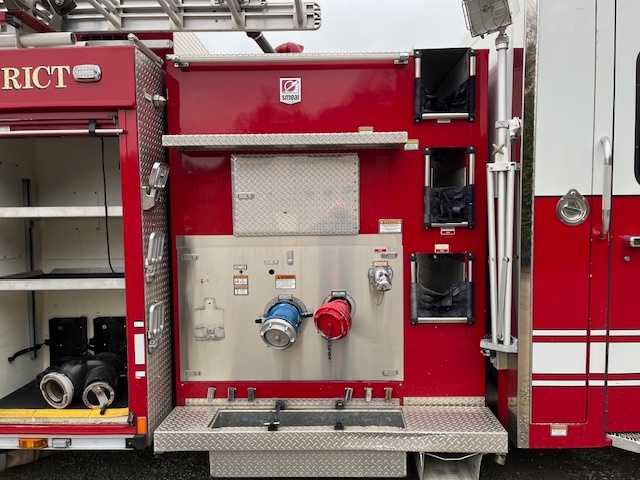 2013 Smeal Spartan Pumper — photo 6