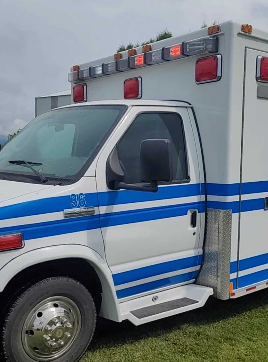 2007 MedTec Ford Ambulance