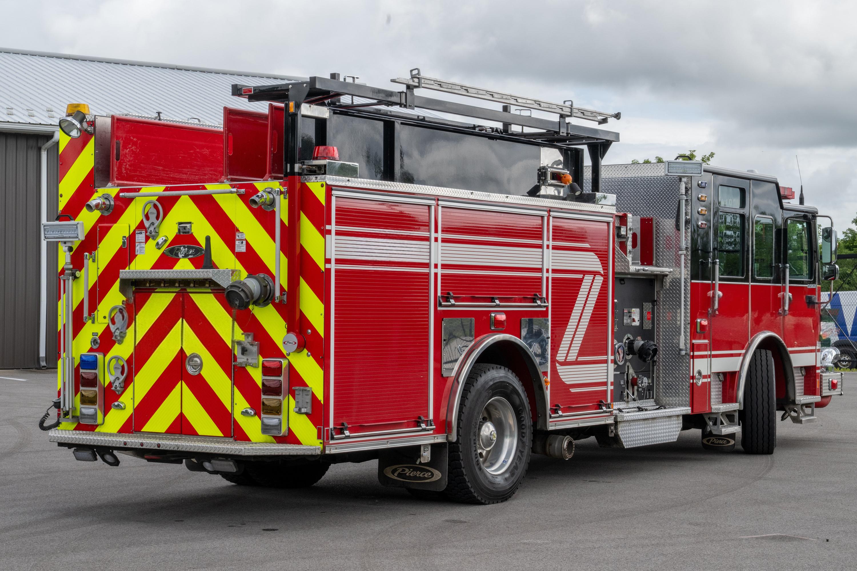 2016 Pierce Enforcer Pumper - image 6