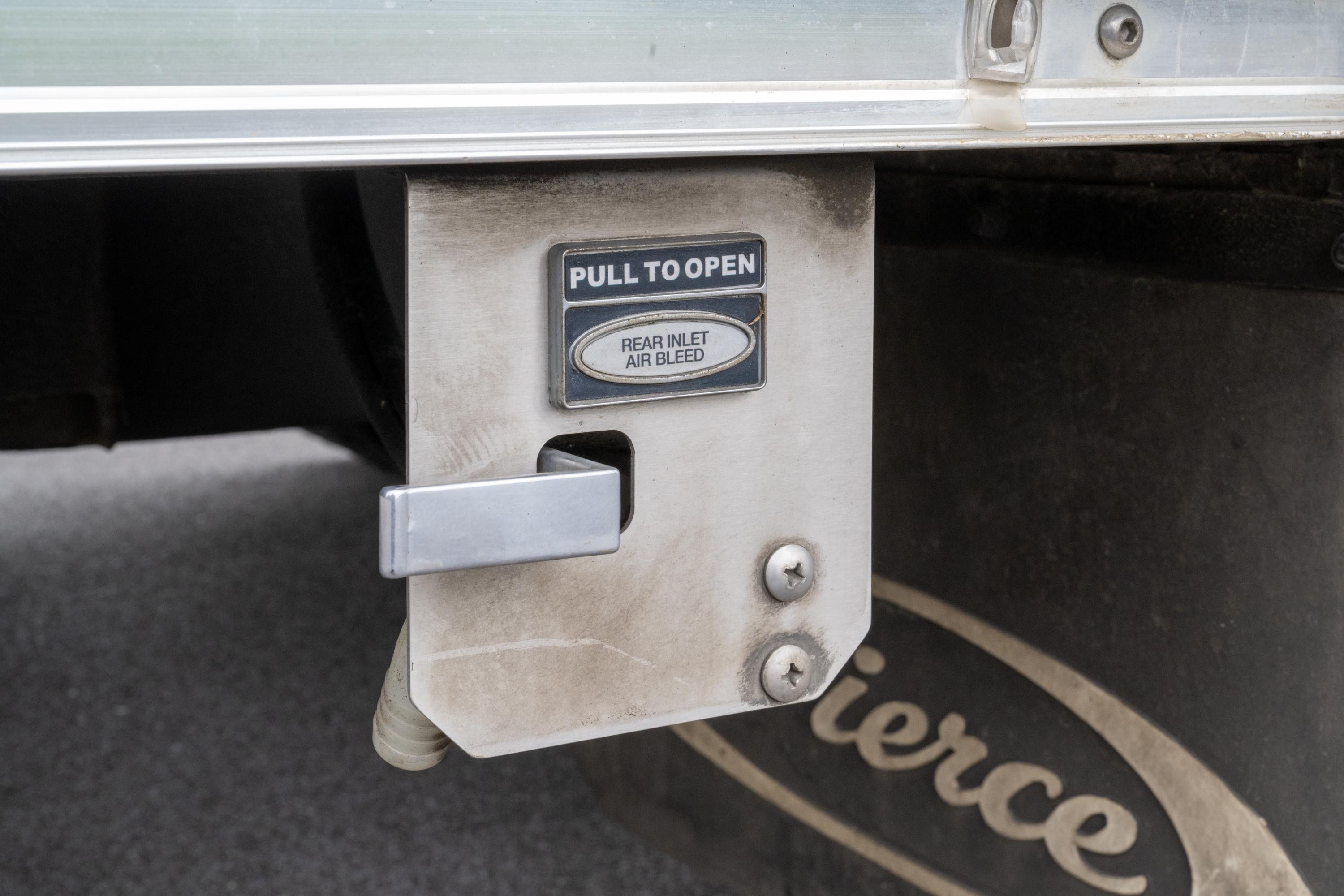 2016 Pierce Enforcer Pumper - image 97