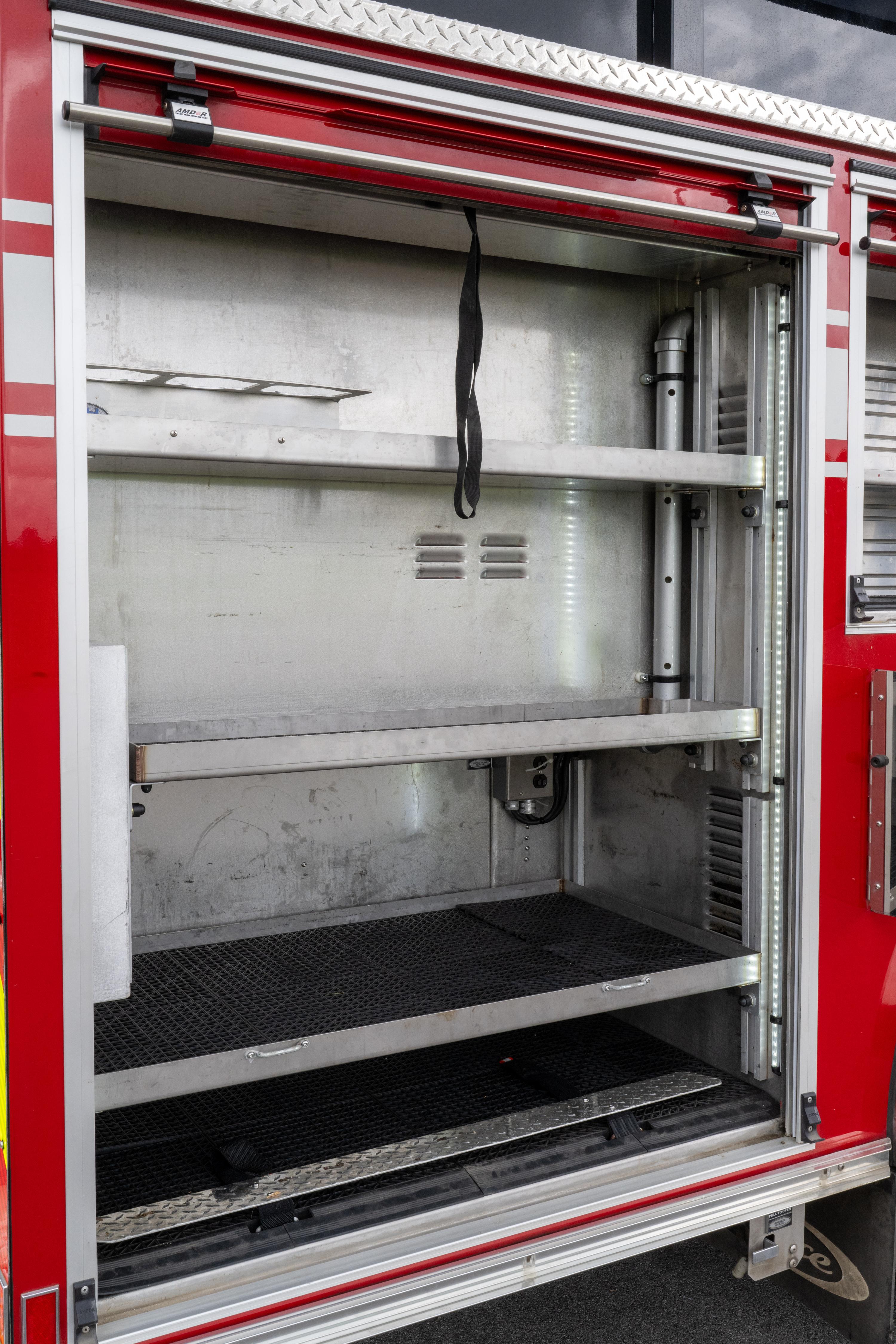 2016 Pierce Enforcer Pumper - image 129