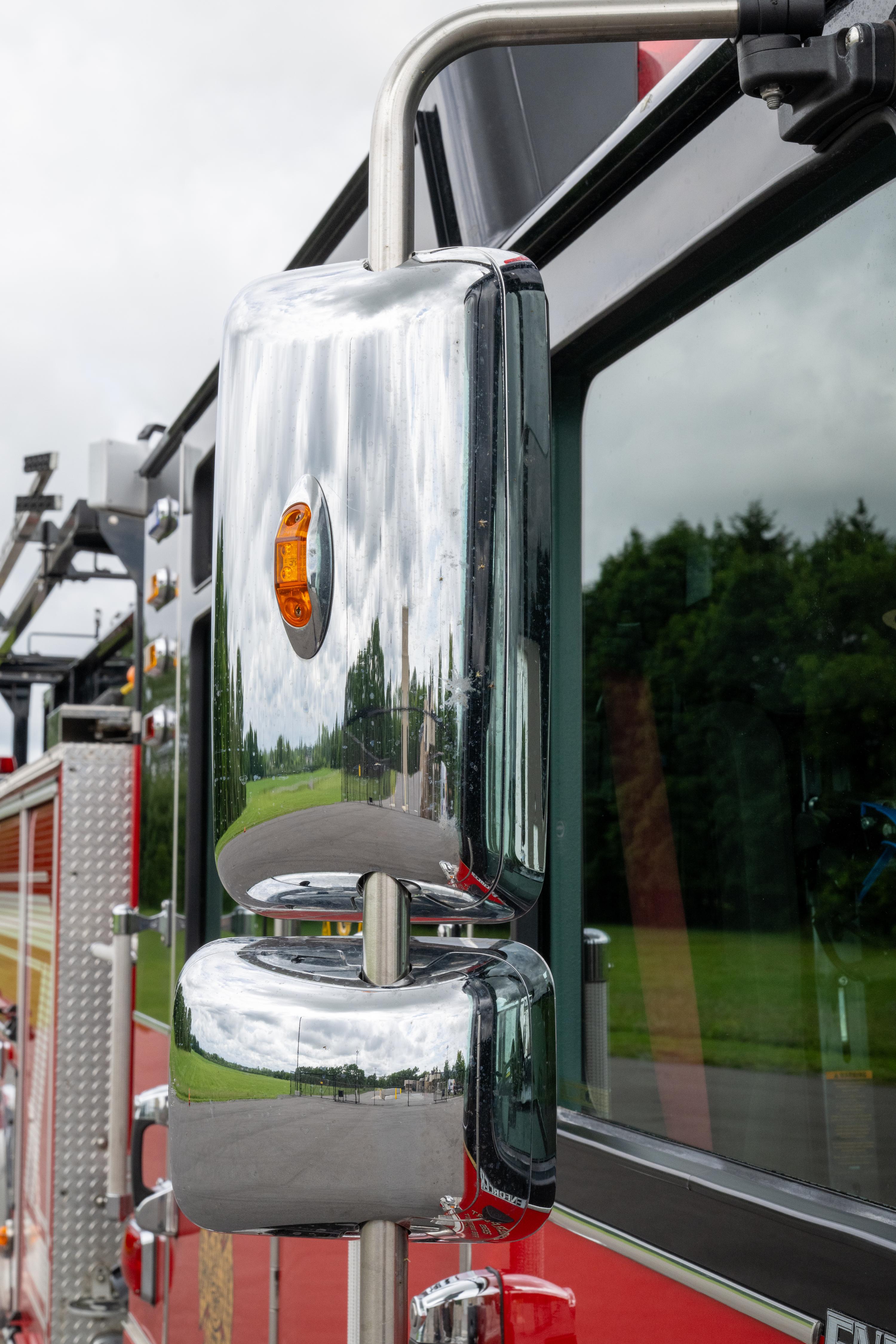 2016 Pierce Enforcer Pumper - image 112