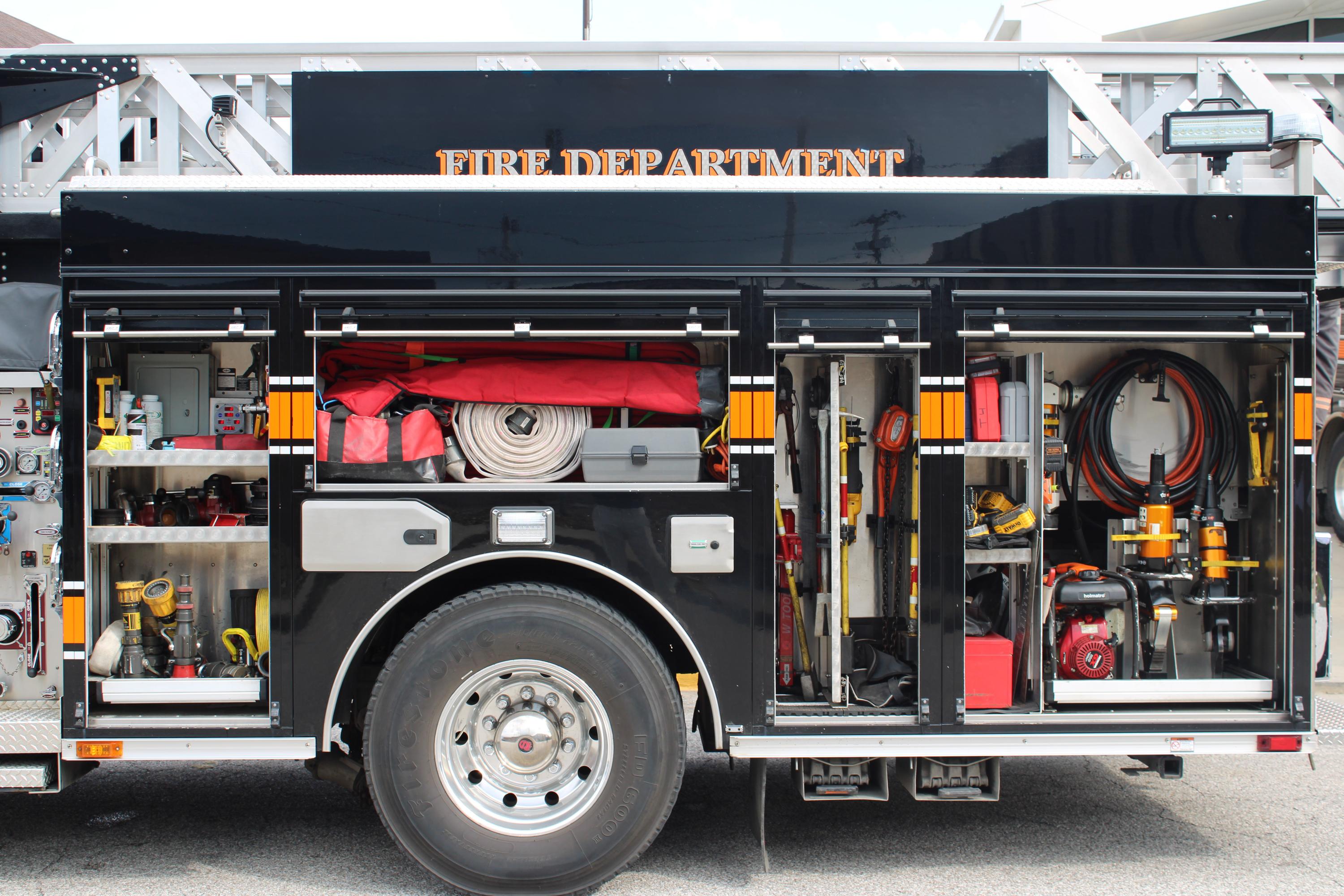 2018 Sutphen SL75 Quint - image 7