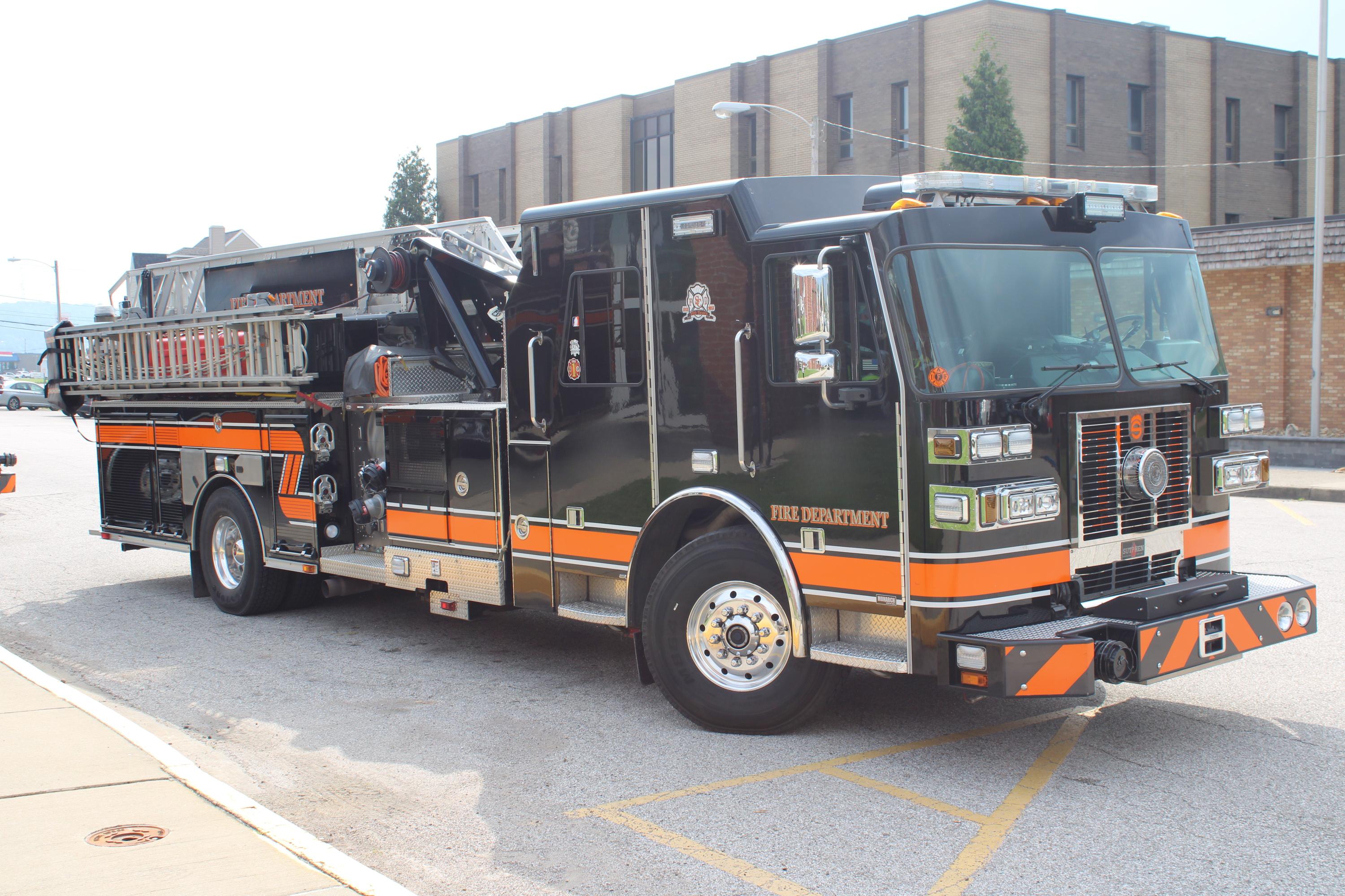 2018 Sutphen SL75 Quint - image 10
