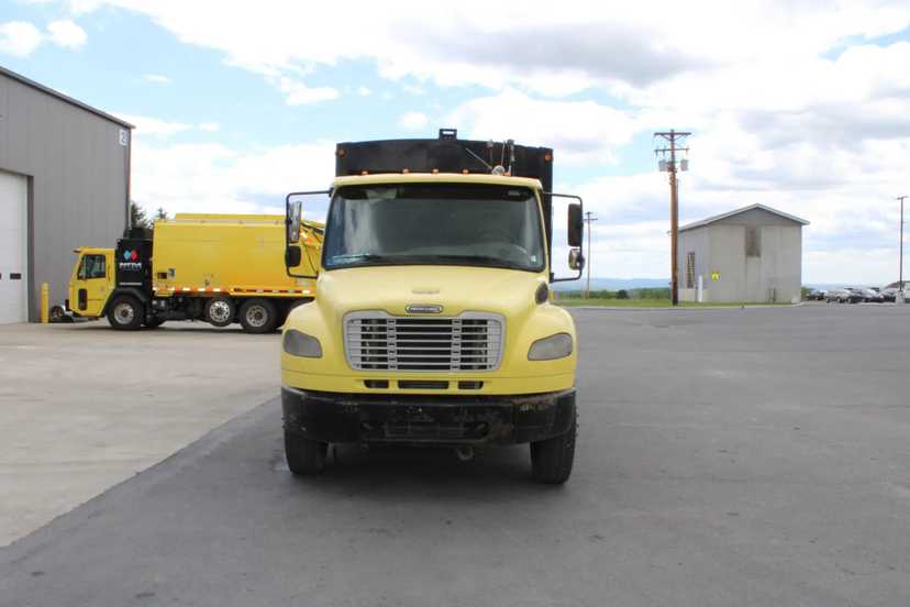 2009 Freightliner Heil Rear Loader — photo 3