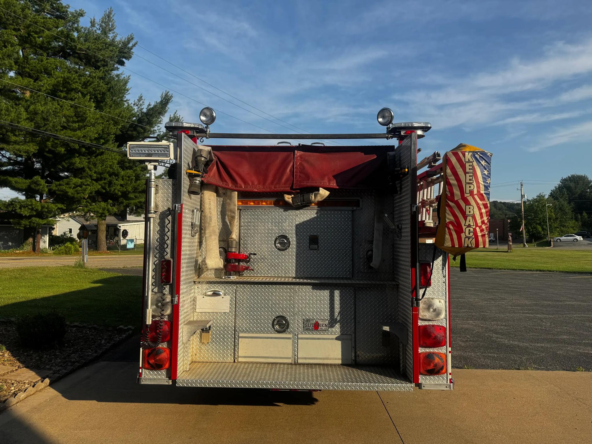 1996 Sutphen Pumper - image 4
