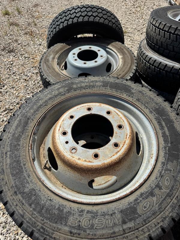 6 Toyo M608 225/70R19.5 - image 3