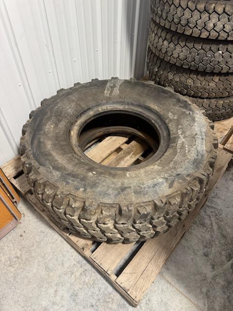 Two Goodyear MV/T 395/85R20s - image 5
