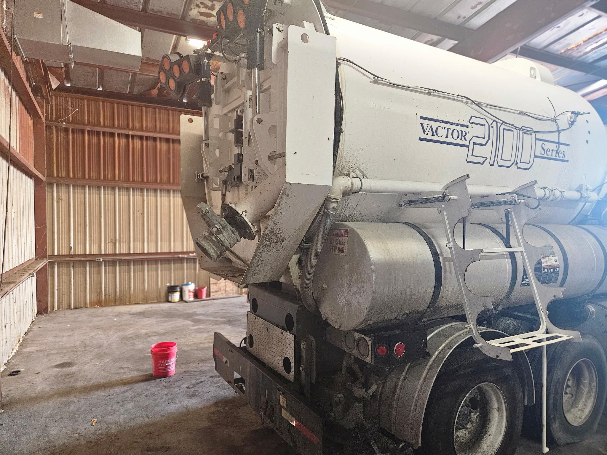 2007 International Vactor Combination - image 3
