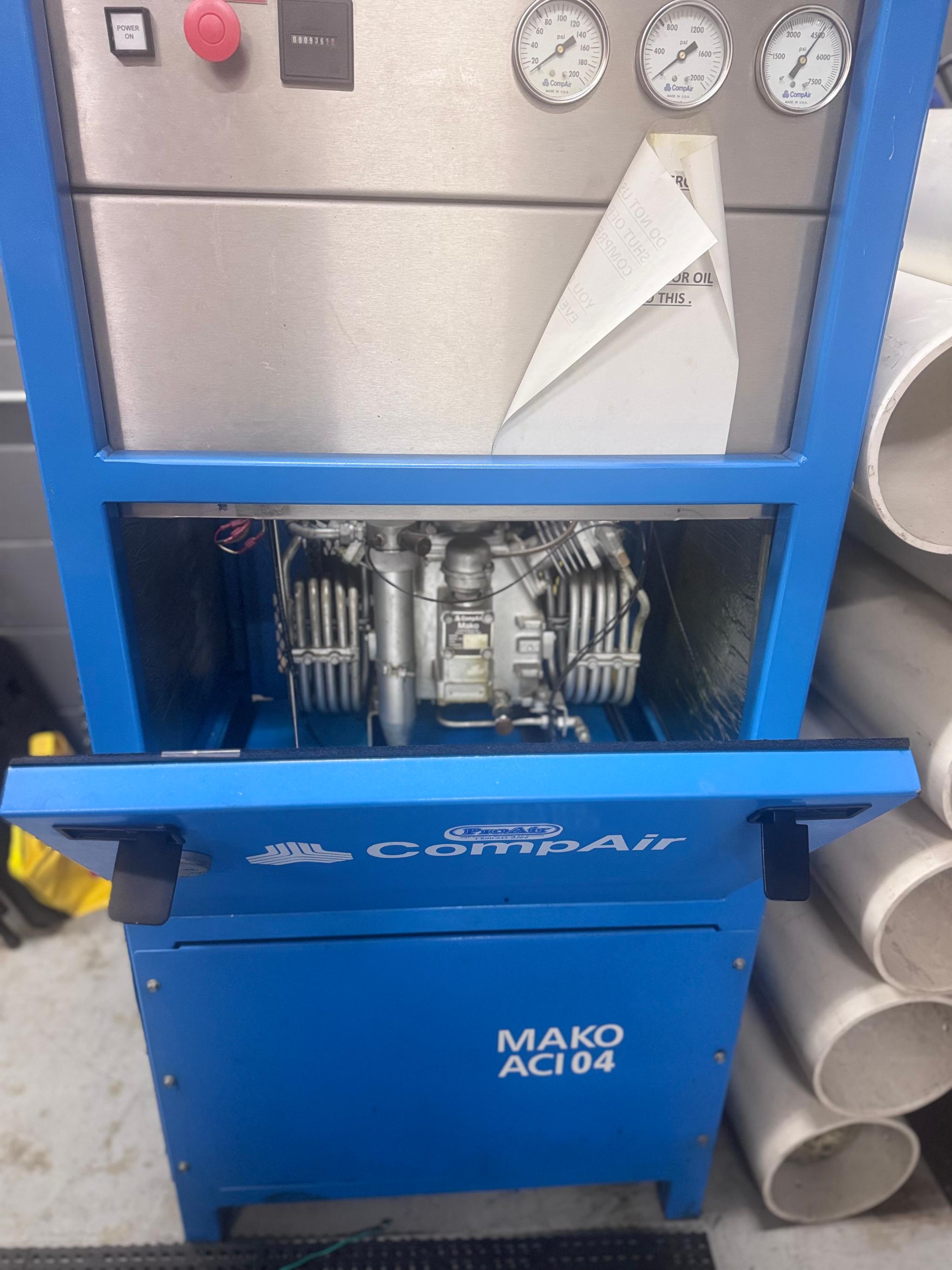 CompAir MAKO AC104 SCBA Breathing Air Compressor System - image 3