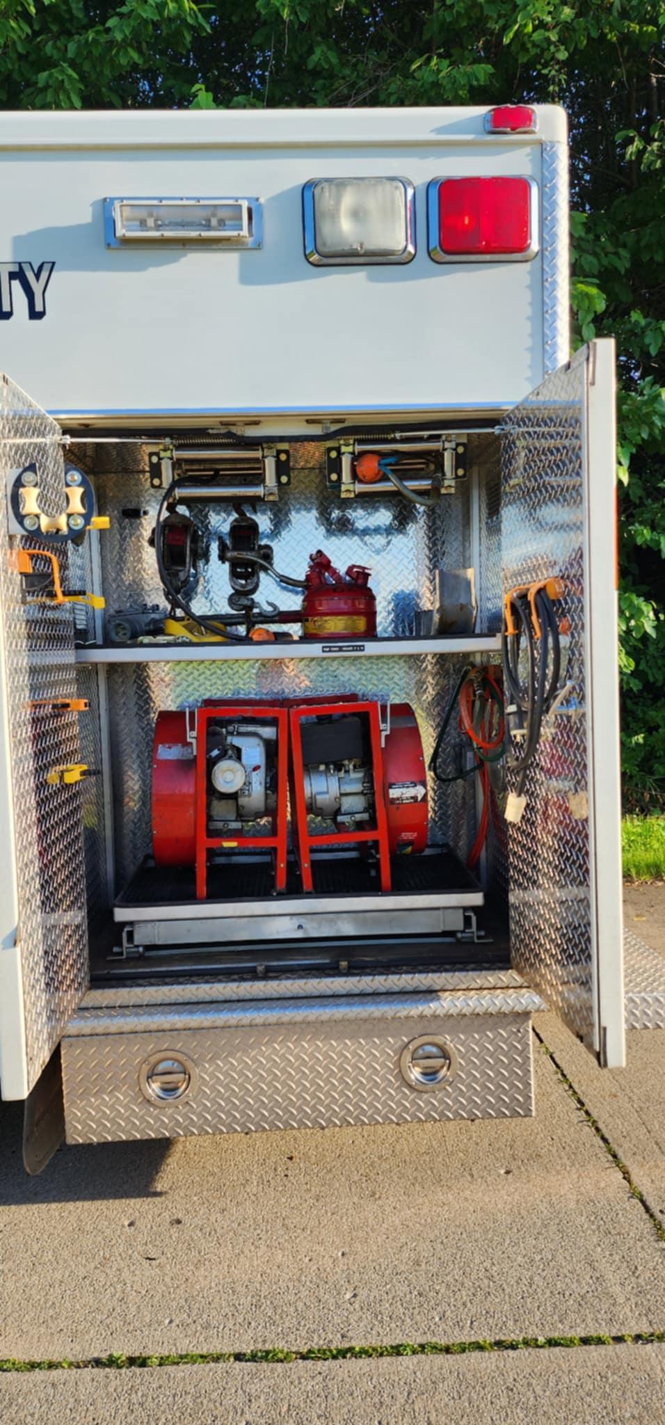 2002 Kenworth T300 Rescue - image 7