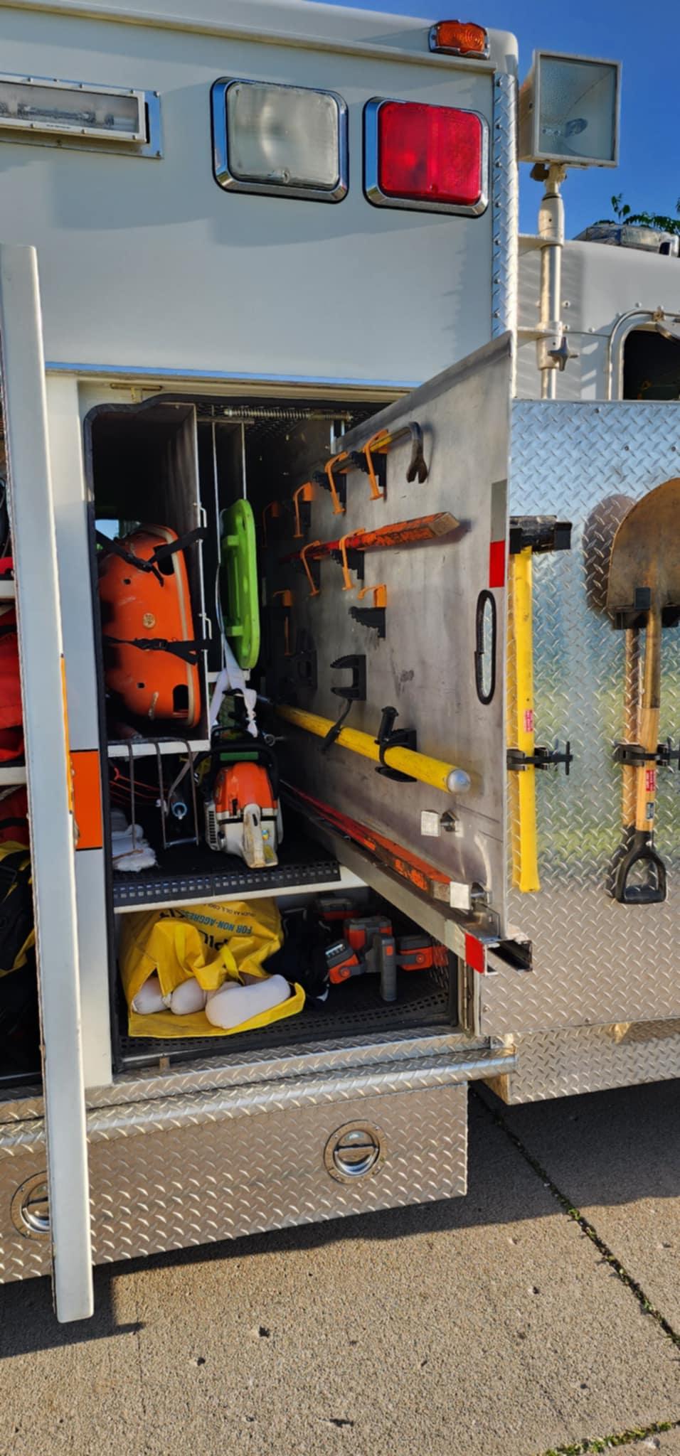 2002 Kenworth T300 Rescue - image 9