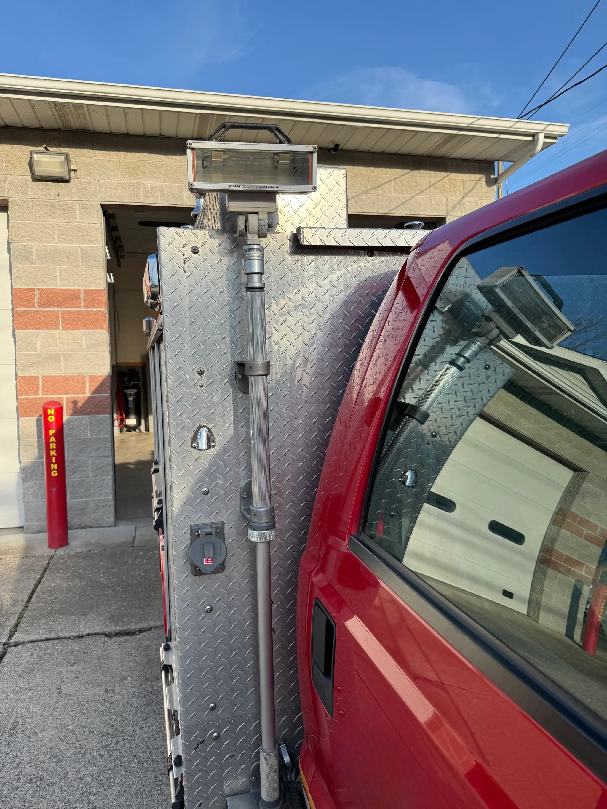 2005 F-550 Brush/Rescue 300/300/20, 4x4 - image 8