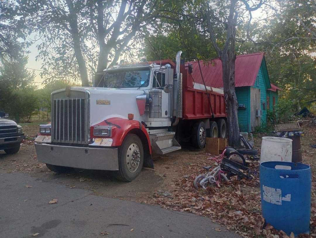 1989 Kenworth W900 Dump Truck