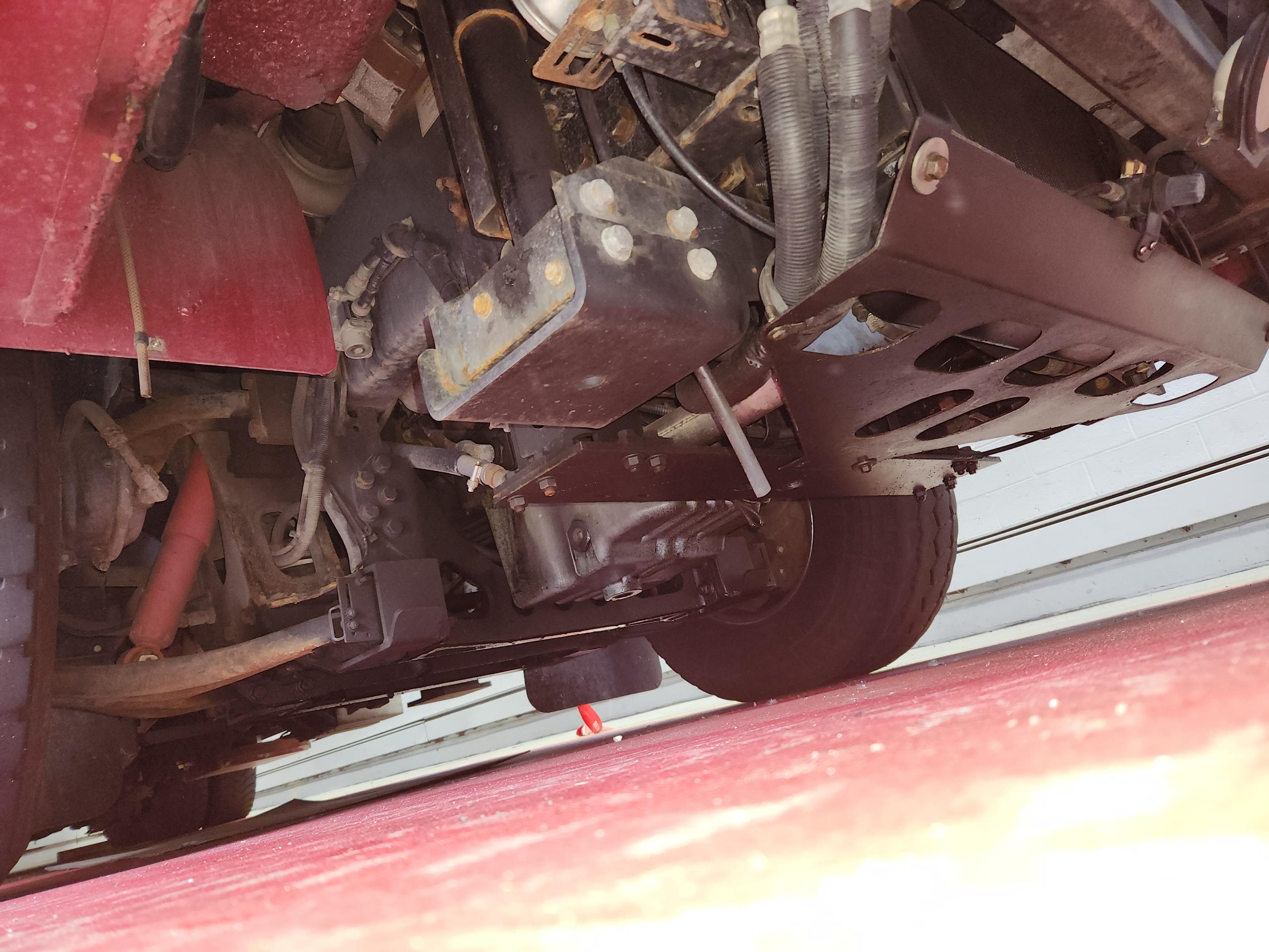 2004 95' Pierce Mid-Mount Tower - image 12