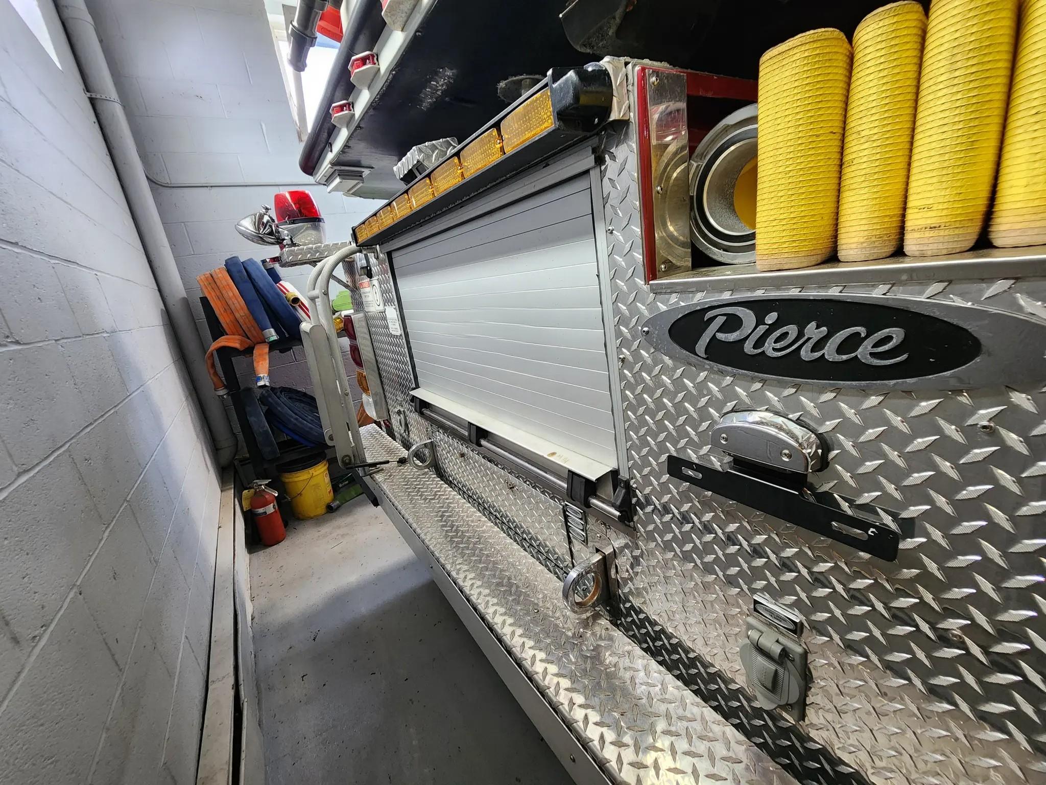 2004 95' Pierce Mid-Mount Tower - image 41
