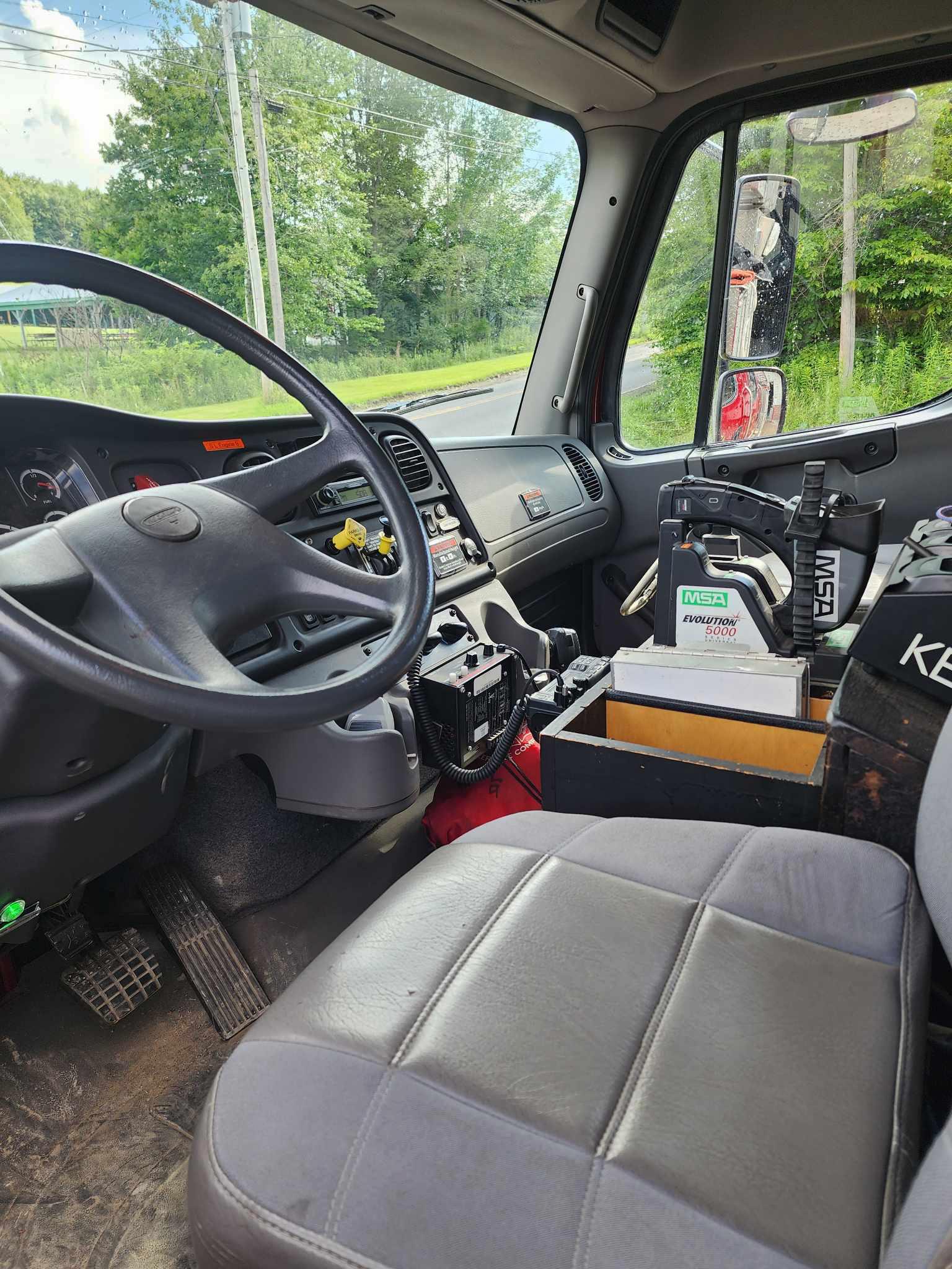 2007 Freightliner Commercial Pumper - image 11