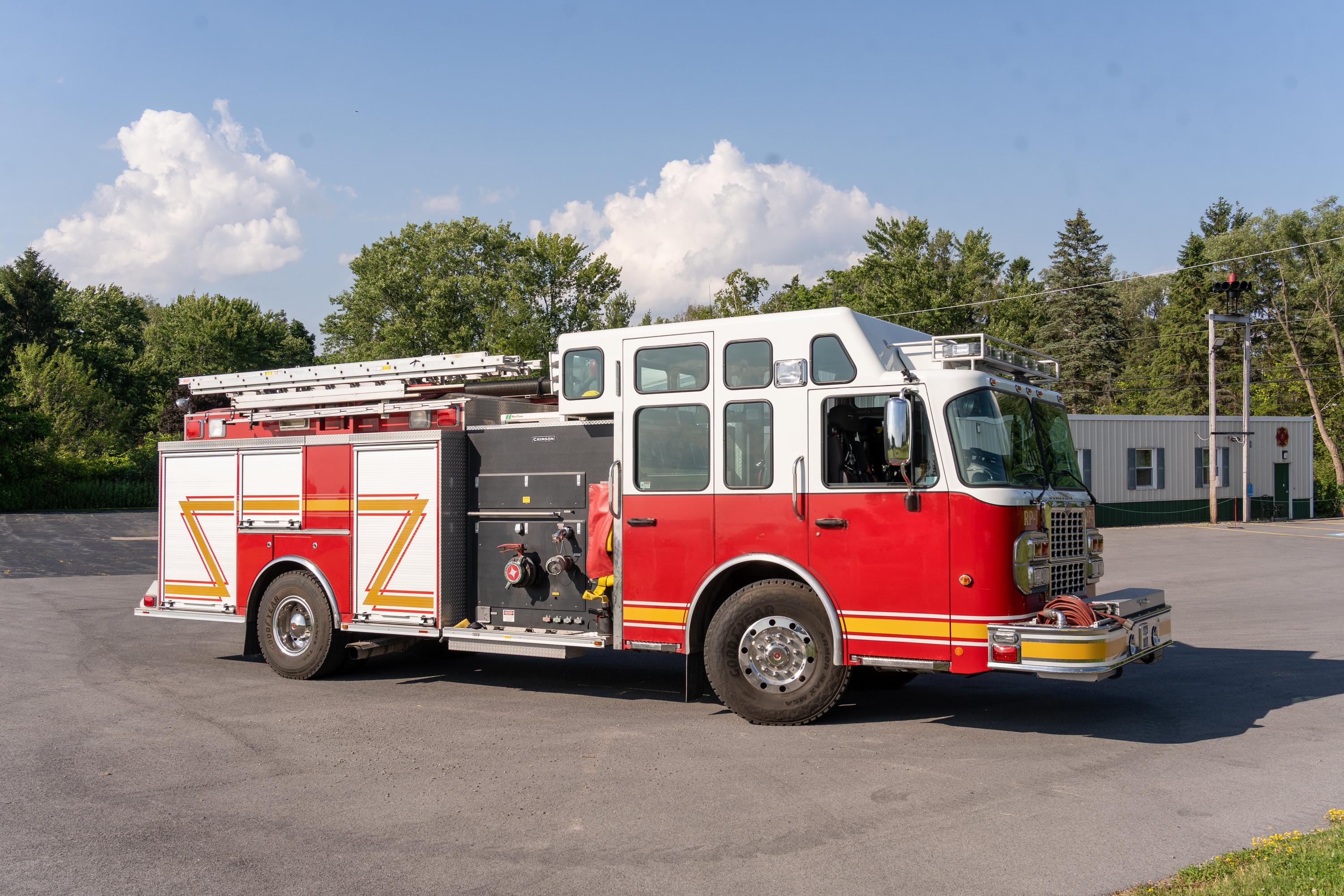 2010 Crimson Spartan Rescue Pumper - image 3
