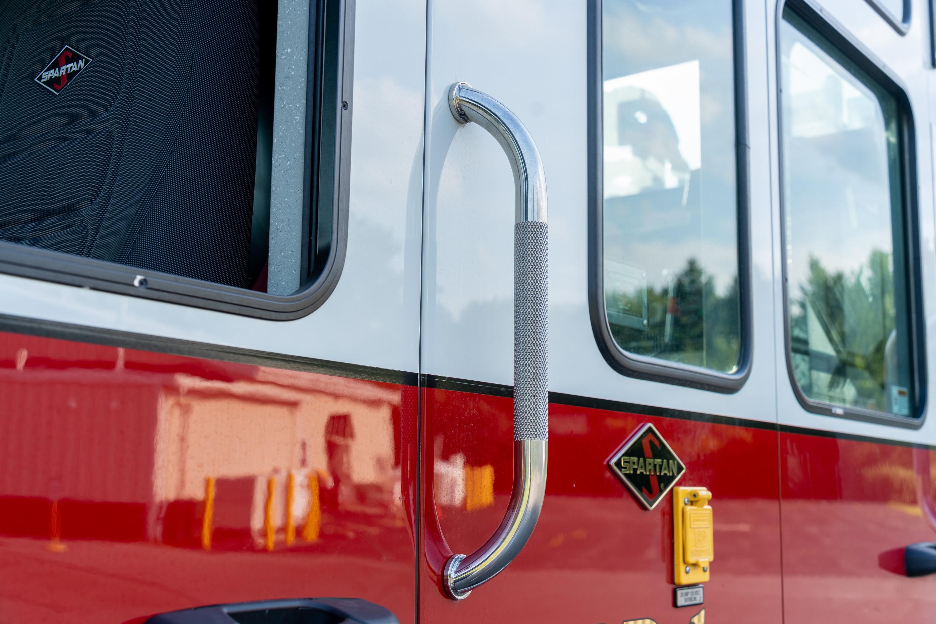 2010 Crimson Spartan Rescue Pumper - image 128