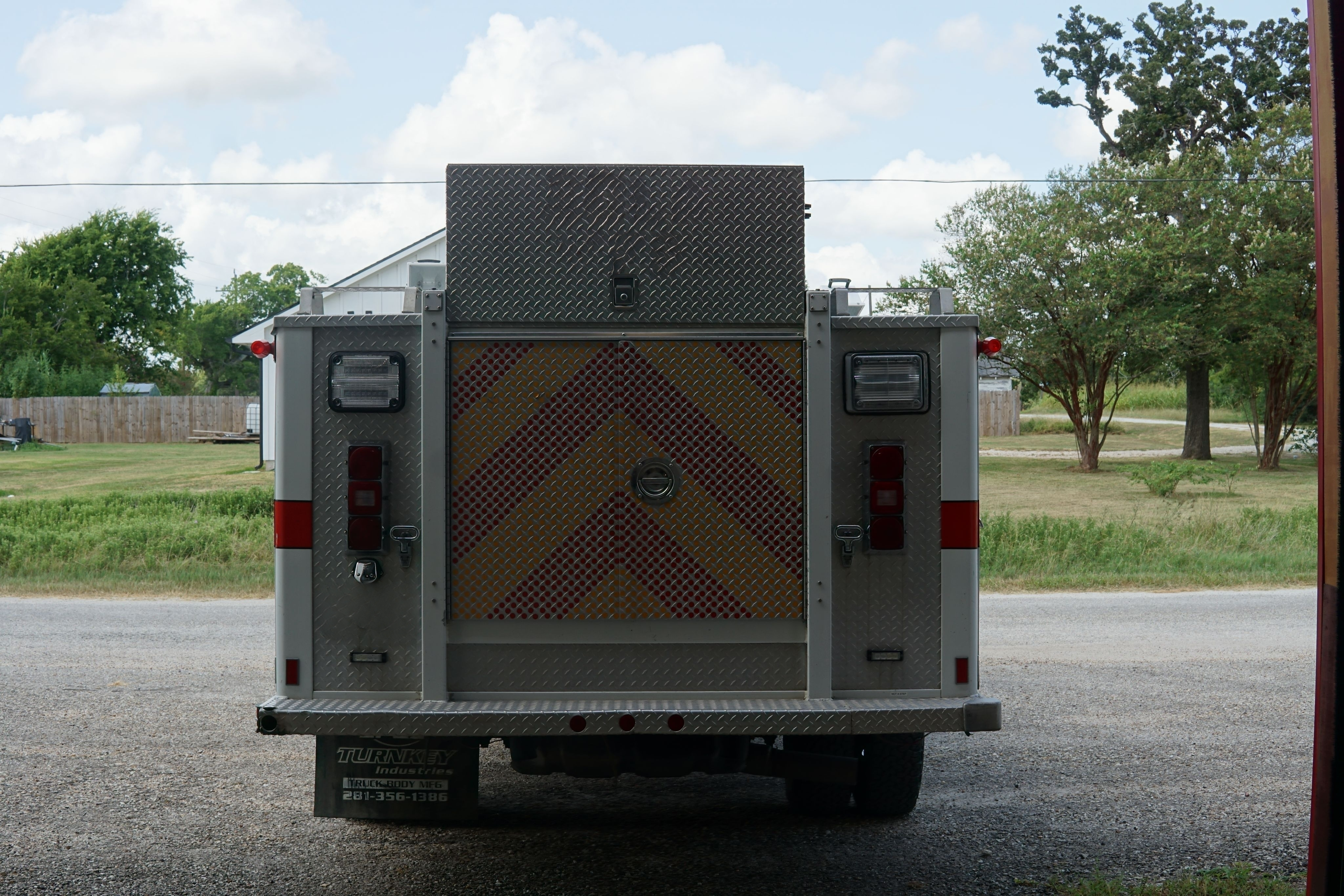 2016 Dodge 3500 4x4 Light Rescue - image 17