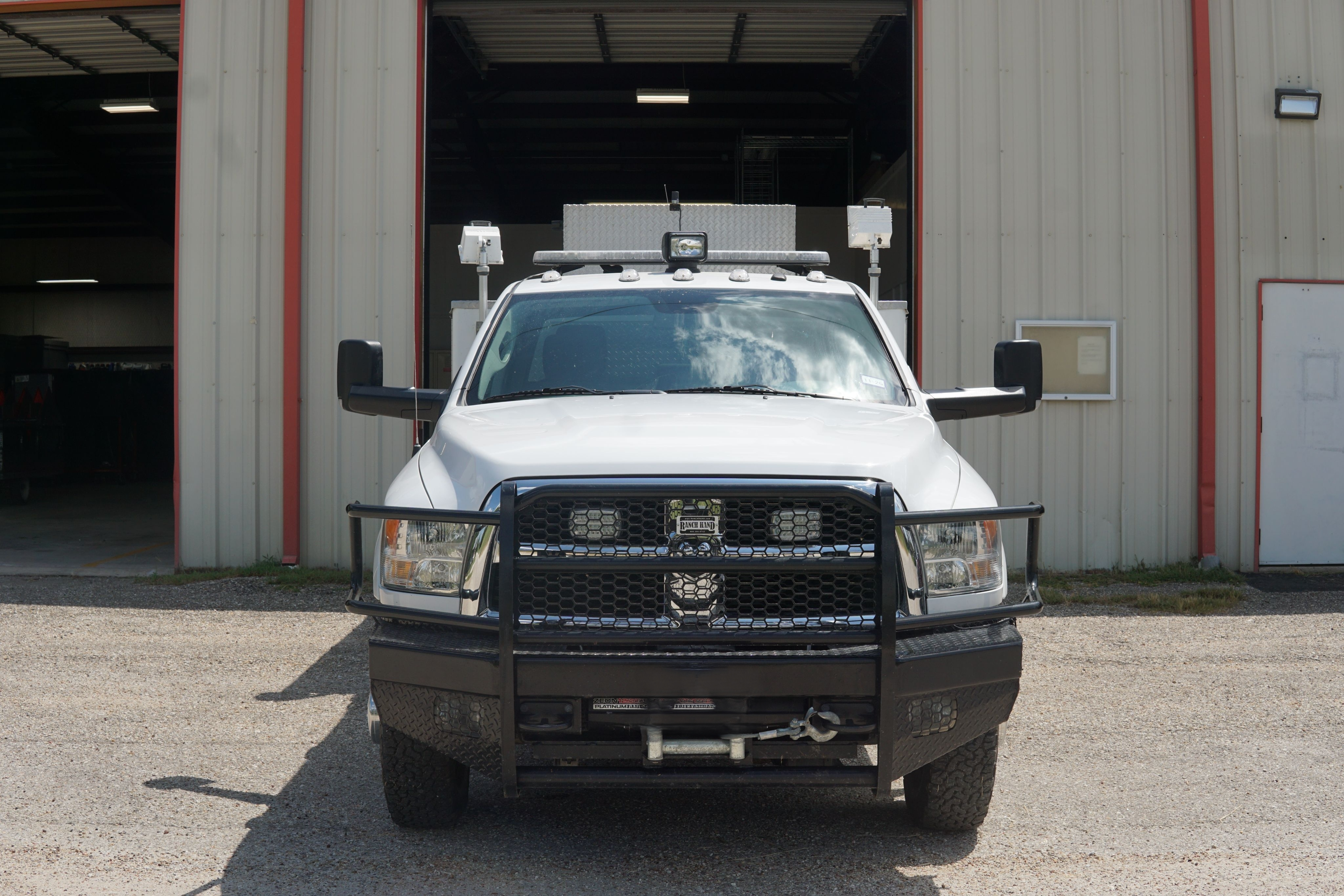 2016 Dodge 3500 4x4 Light Rescue - image 8