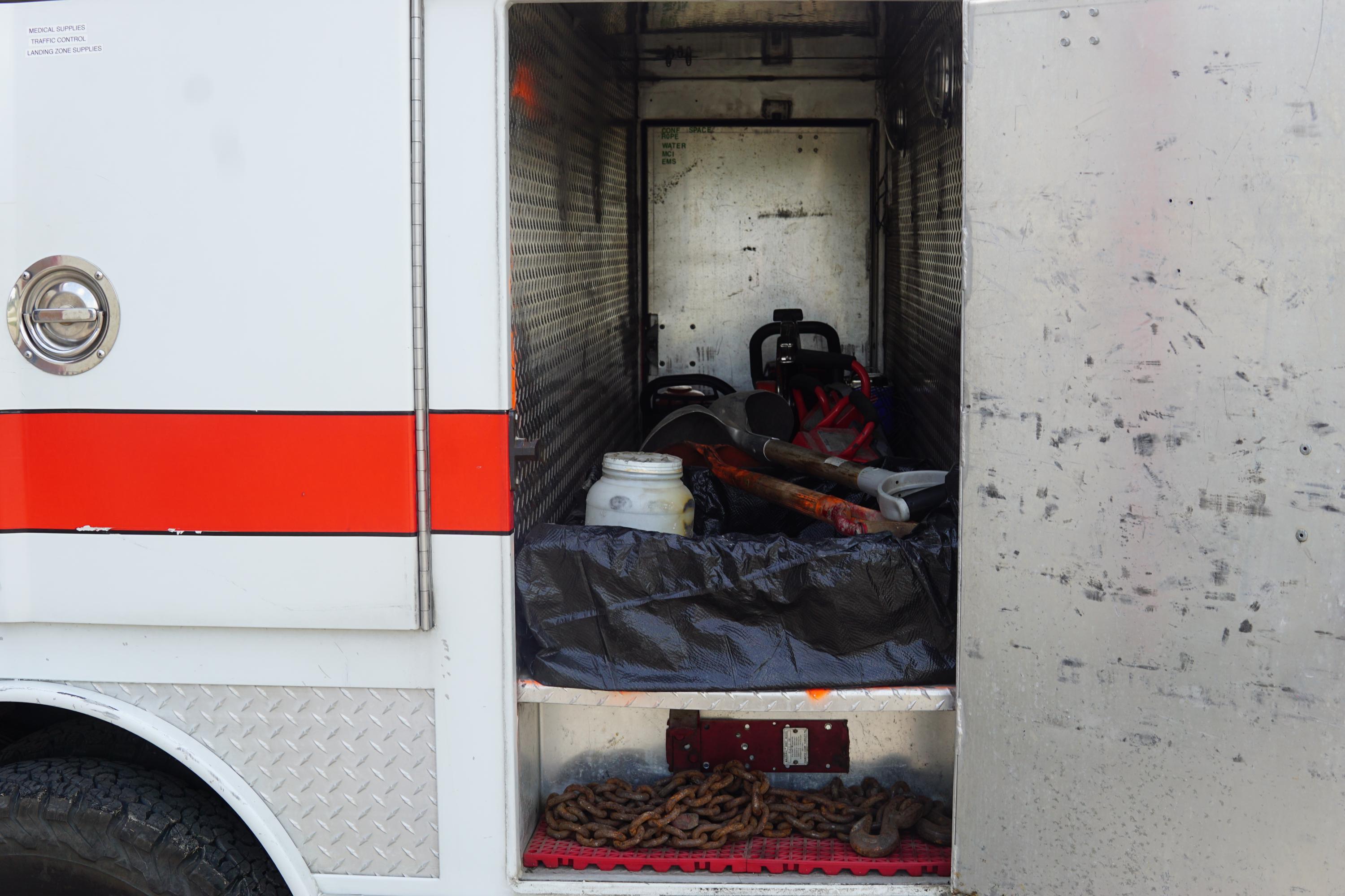 2016 Dodge 3500 4x4 Light Rescue - image 24