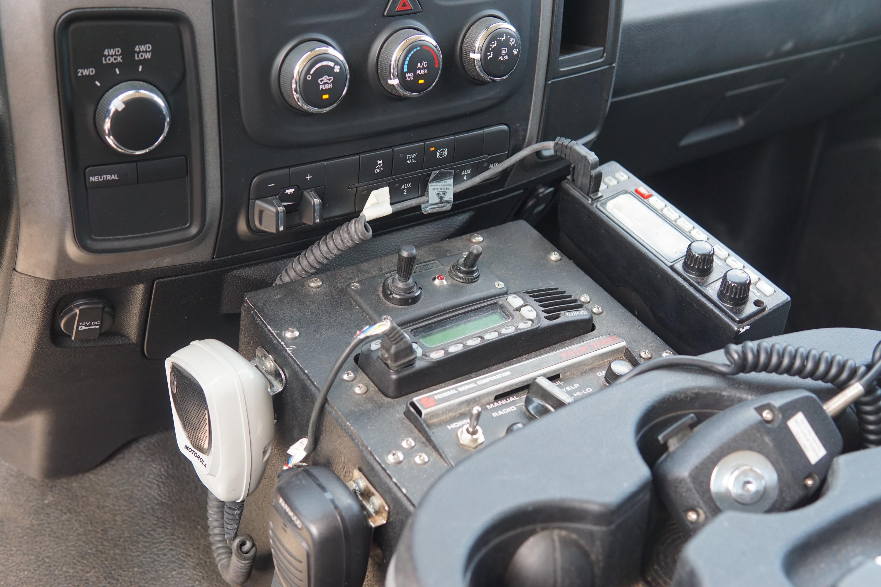 2016 Dodge 3500 4x4 Light Rescue - image 19