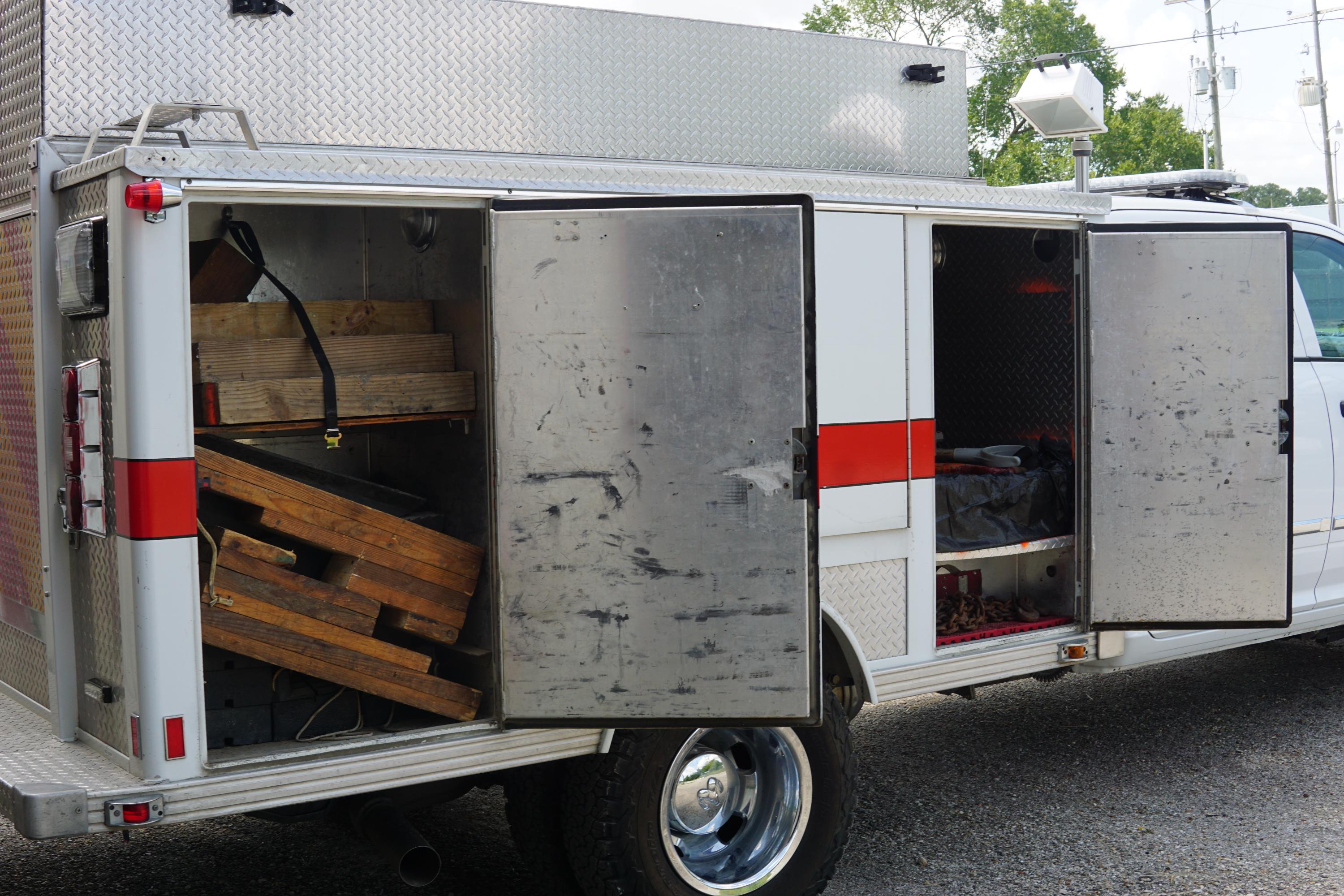 2016 Dodge 3500 4x4 Light Rescue - image 25