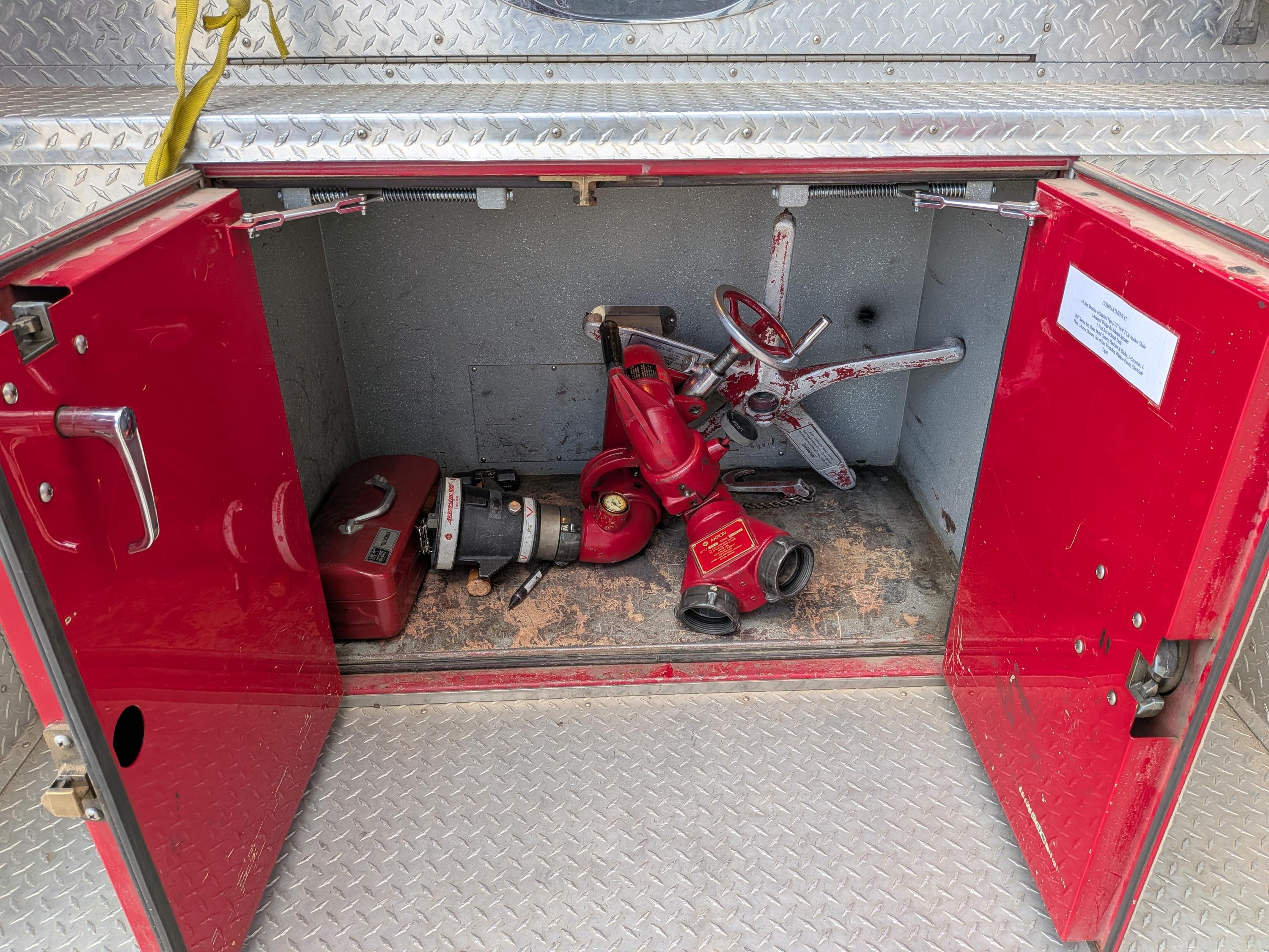 1990 Pierce Pumper - image 23